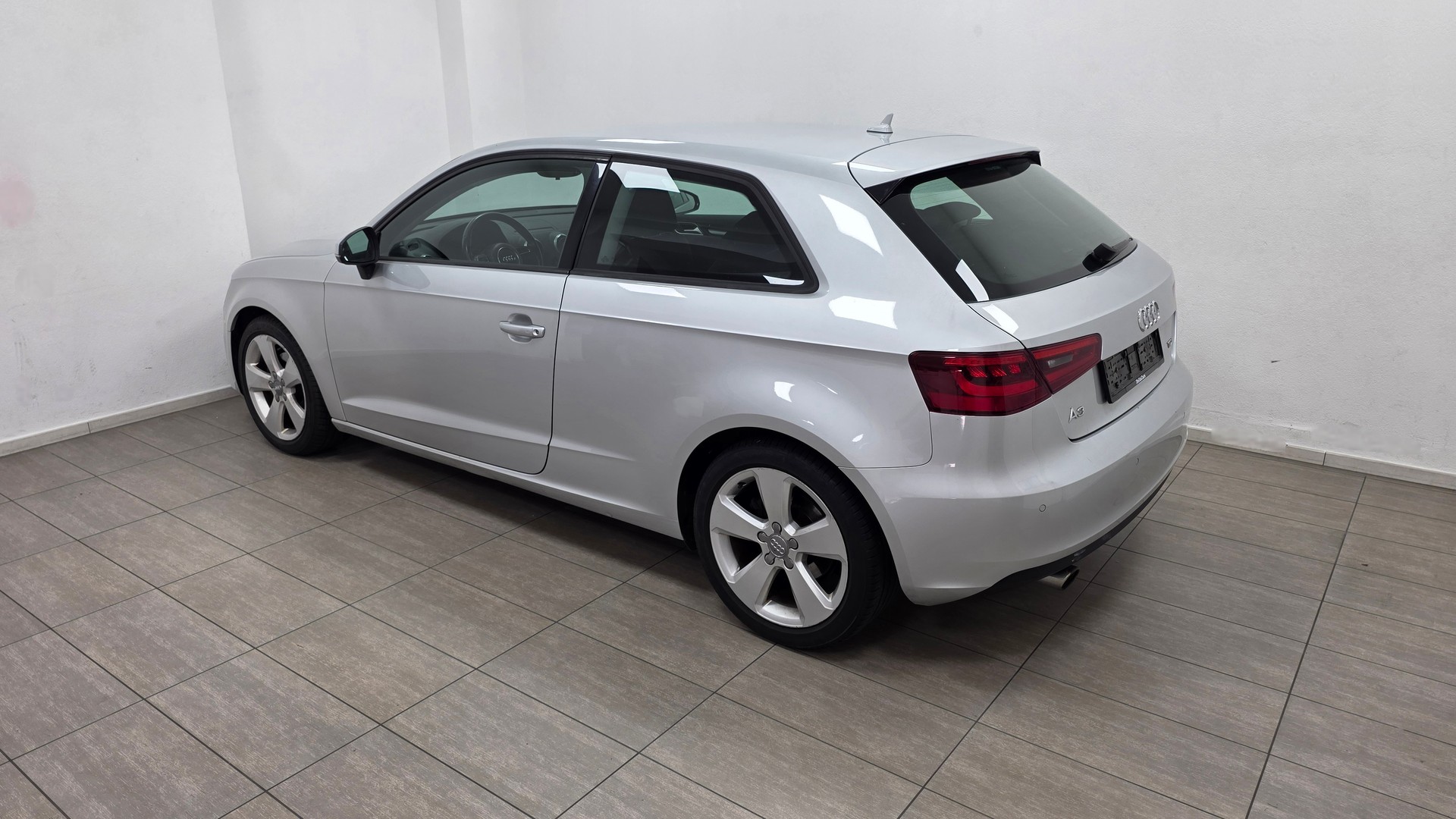 AUDI A3-image-6