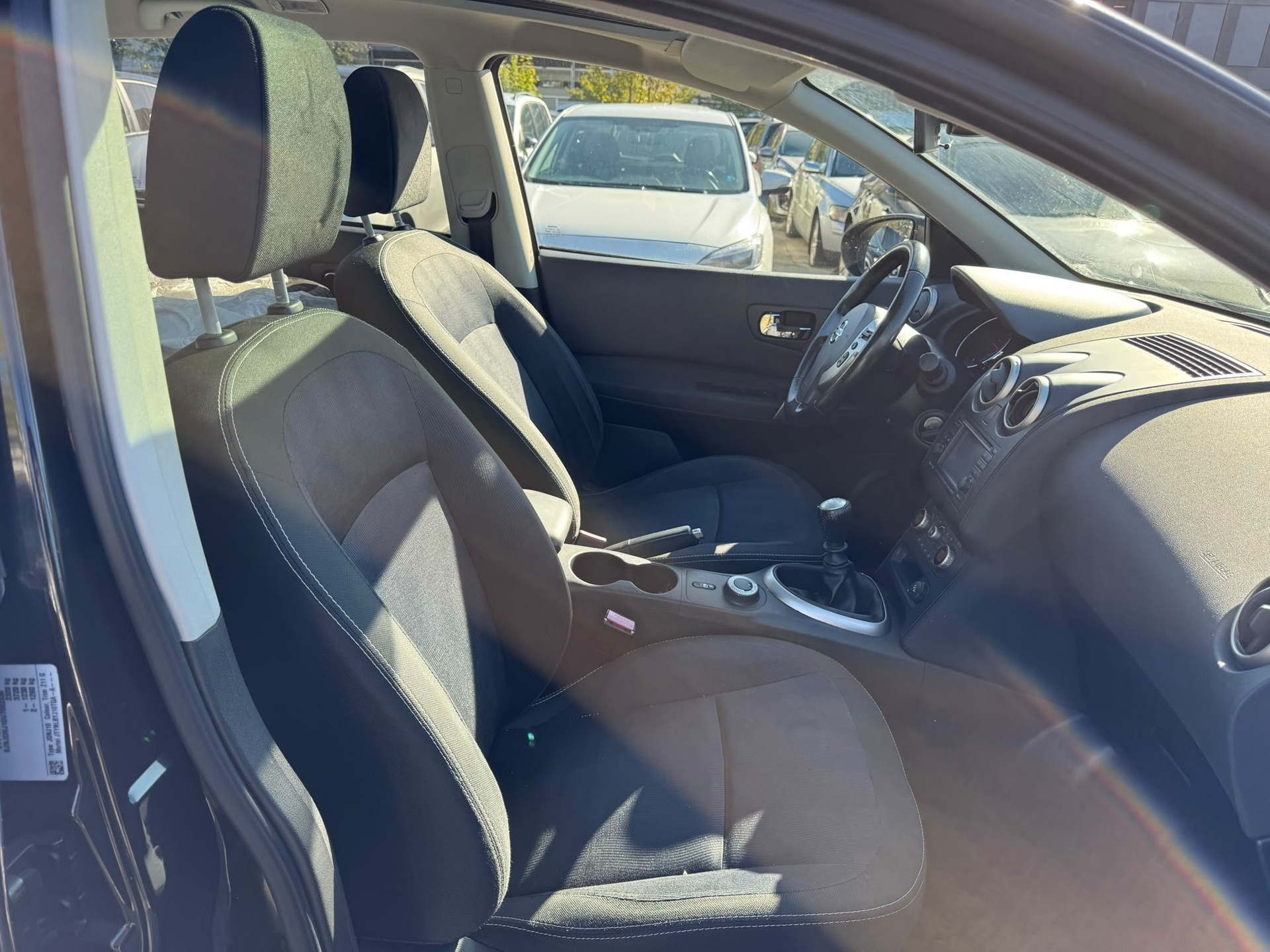 NISSAN Qashqai +2 2.0 dCi 4WD i-Way-image-8