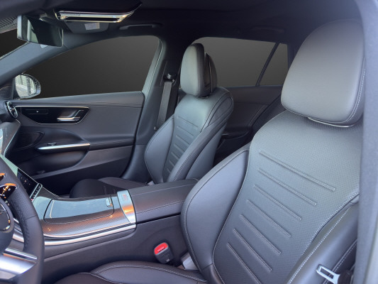 MERCEDES-BENZ C 300 e T EQ Hybrid-image-6