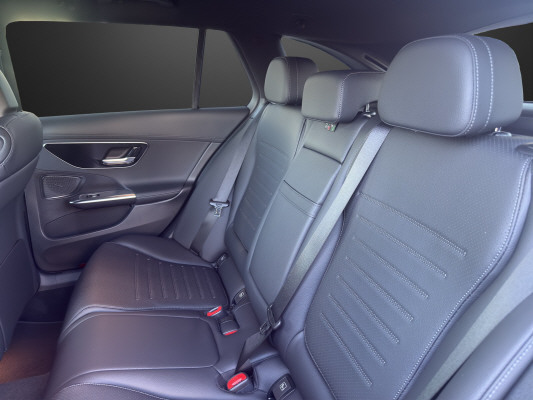 MERCEDES-BENZ C 300 e T EQ Hybrid-image-9