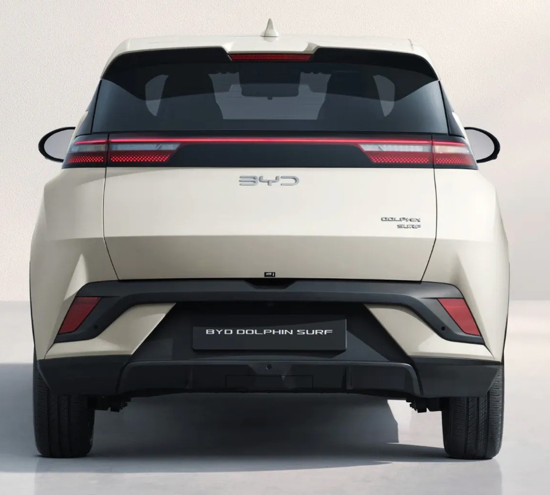 BYD Dolphin Surf 43 kWh Boost-image-2