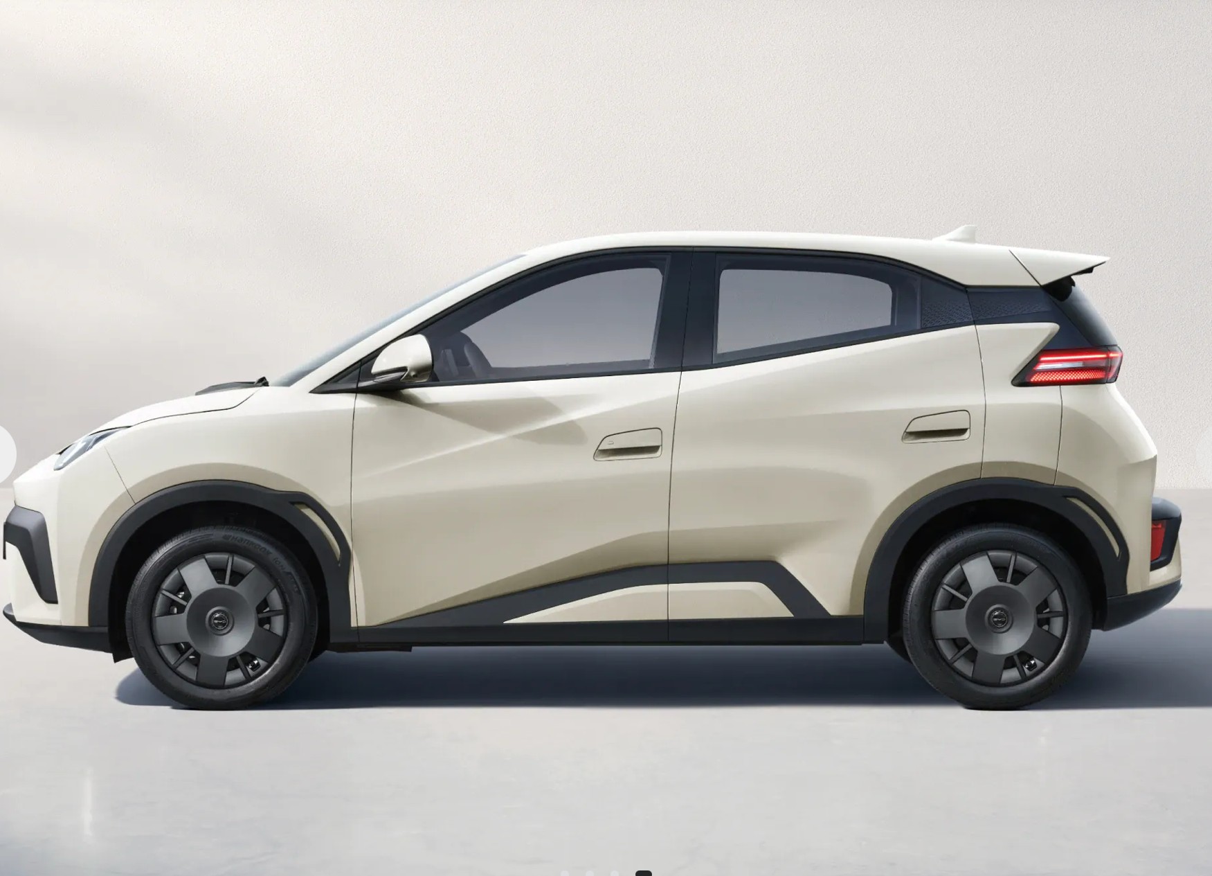 BYD Dolphin Surf 43 kWh Boost-image-3