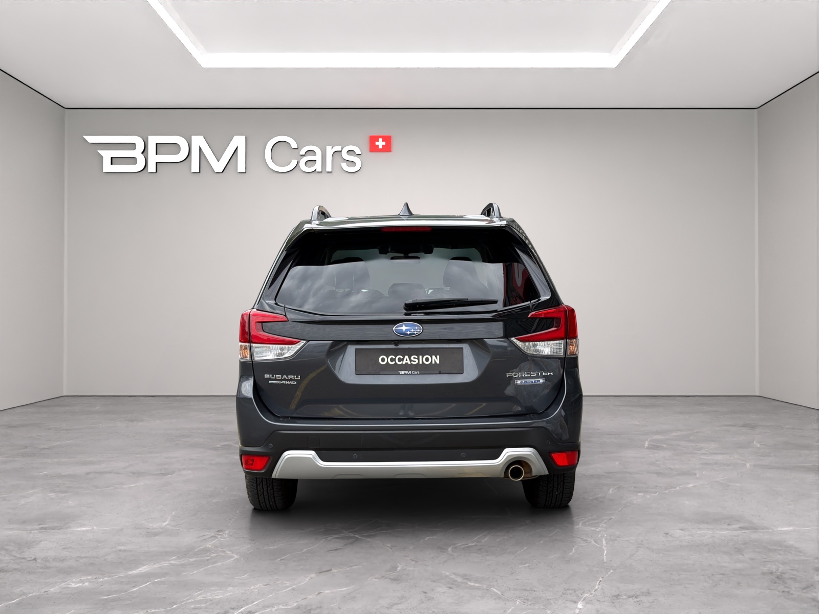 SUBARU Forester Station 2.0i e-Boxer Swiss Plus-image-4