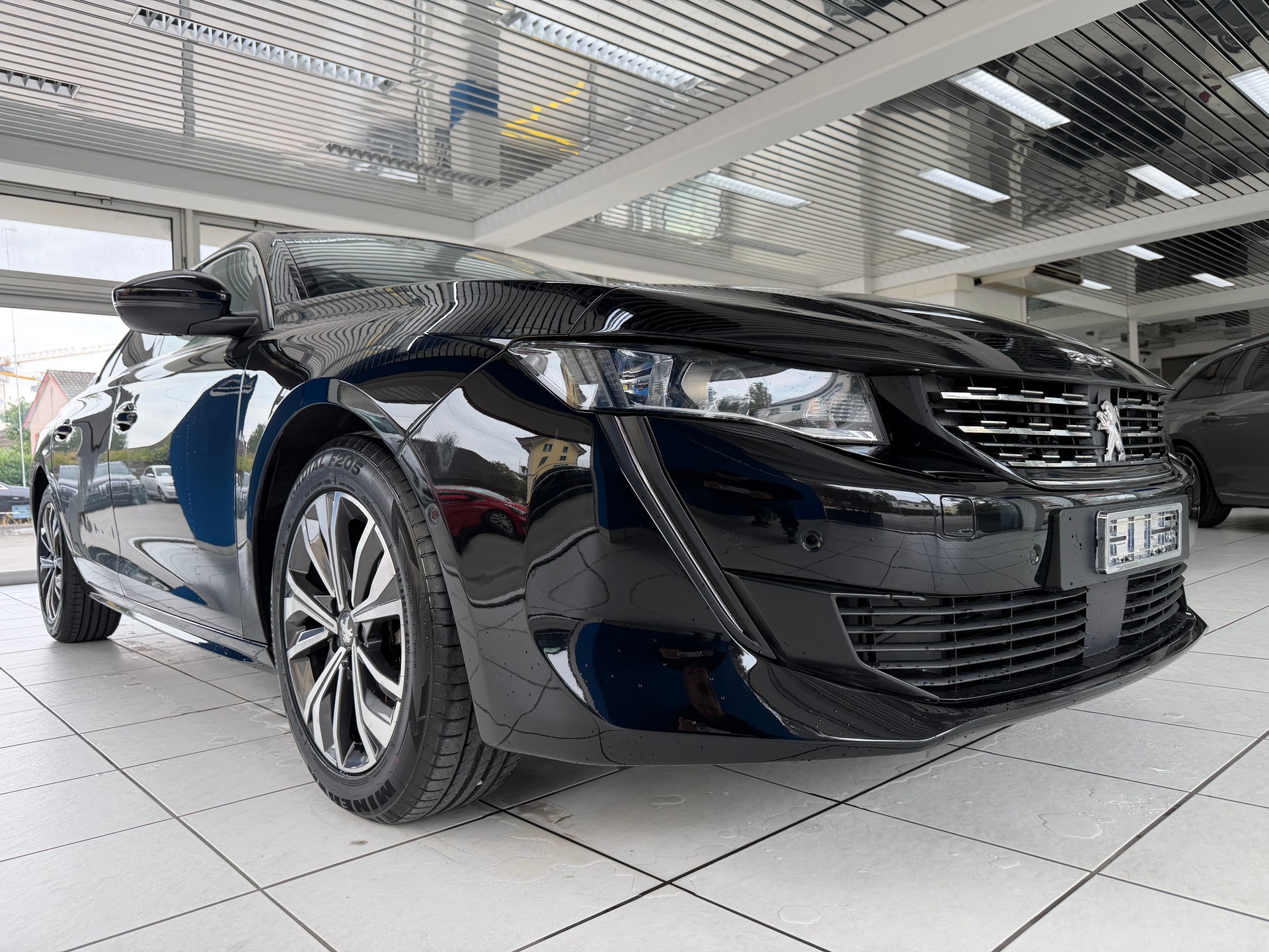 PEUGEOT 508 1.5 Blue HDI GT Line EAT8-image-4