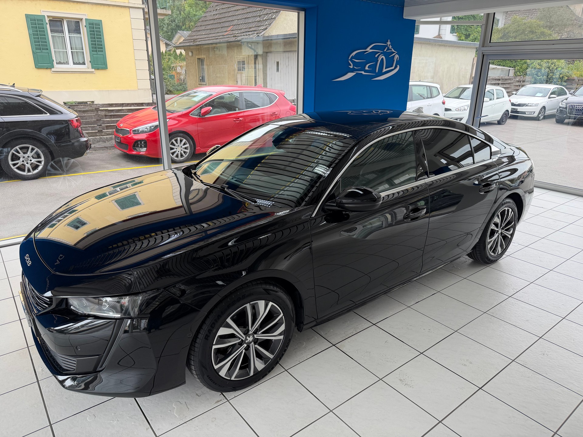 PEUGEOT 508 1.5 Blue HDI GT Line EAT8-showroom-element-2