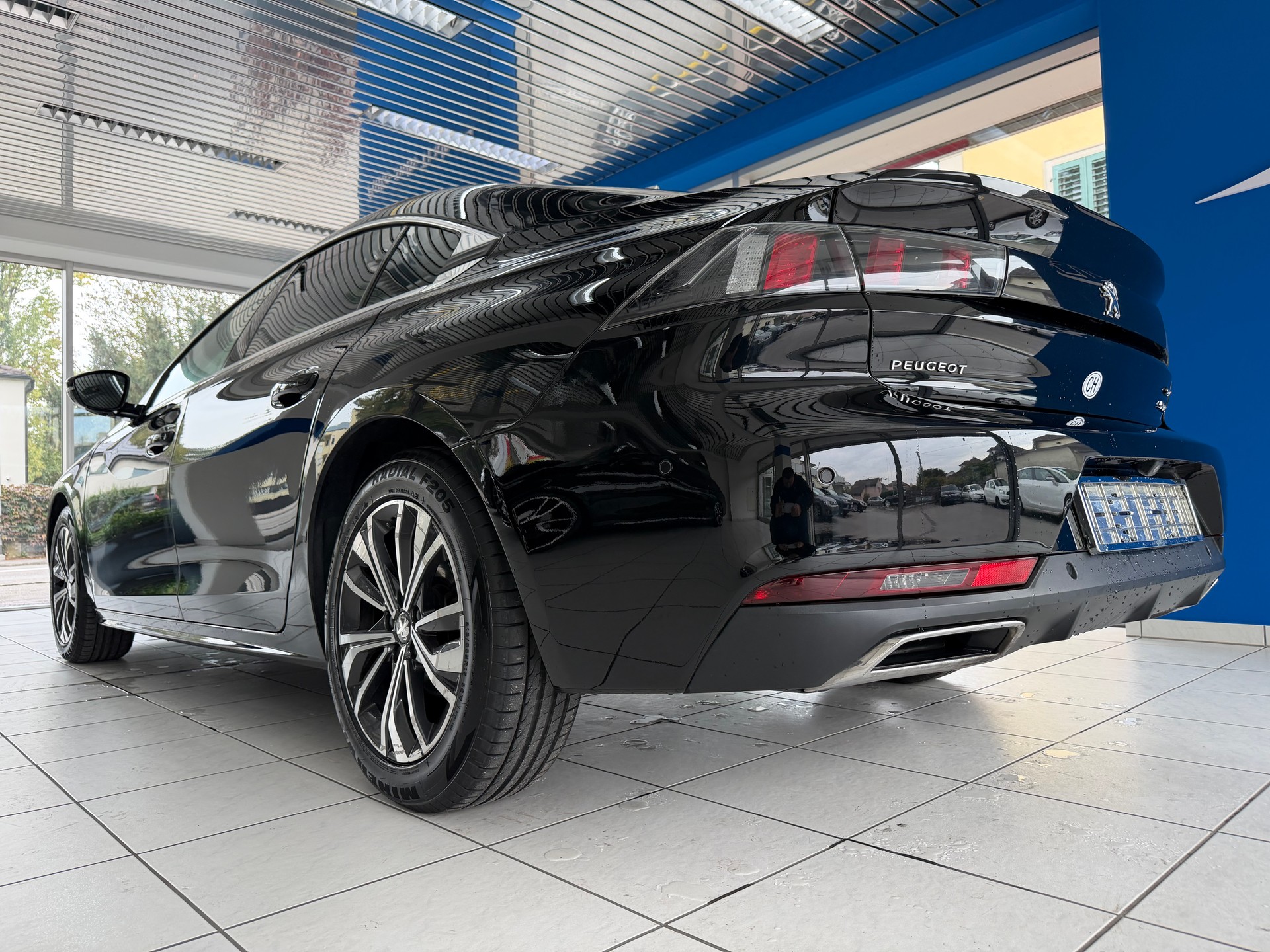 PEUGEOT 508 1.5 Blue HDI GT Line EAT8-image-8