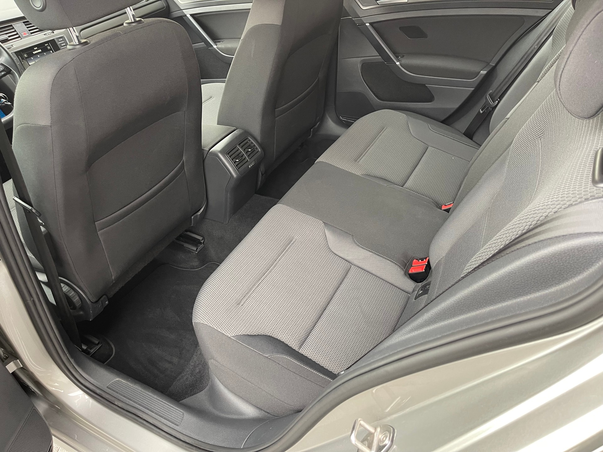 VW Golf 1.2 TSI Comfortline-image-13