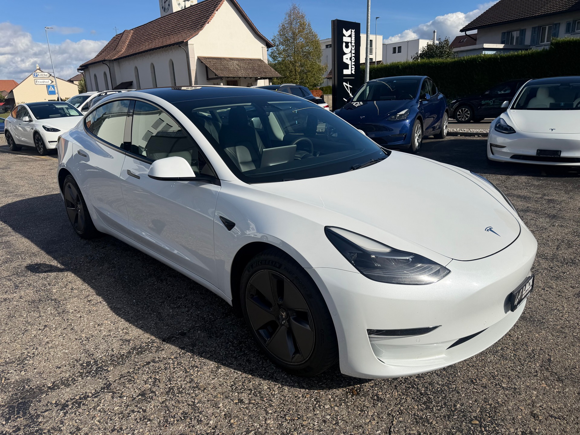 TESLA Model 3 Long Range Dual Motor AWD-image-4