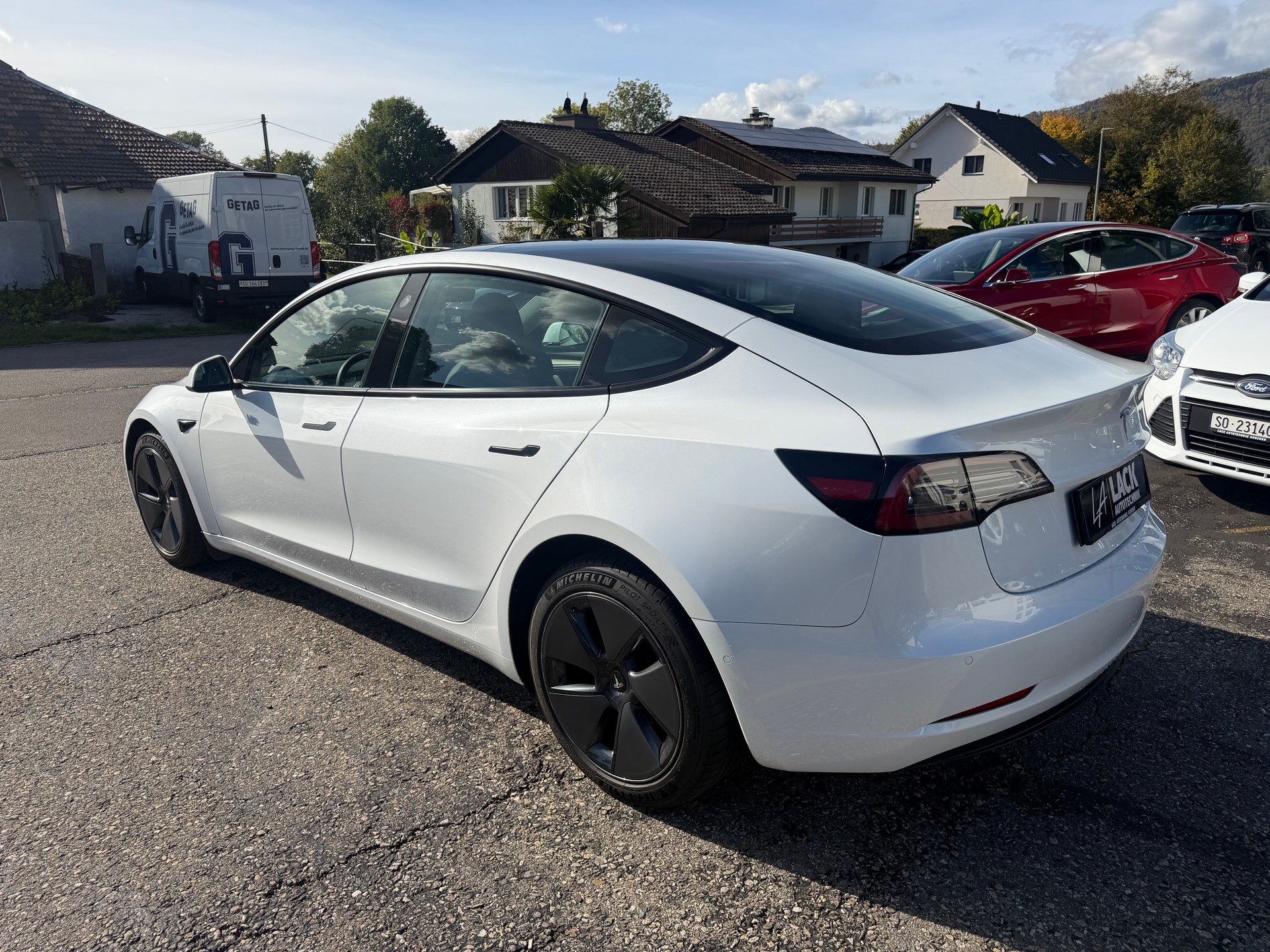 TESLA Model 3 Long Range Dual Motor AWD-image-8