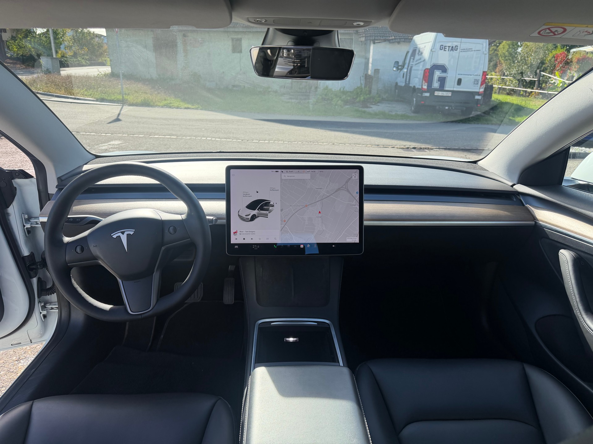 TESLA Model 3 Long Range Dual Motor AWD-image-13