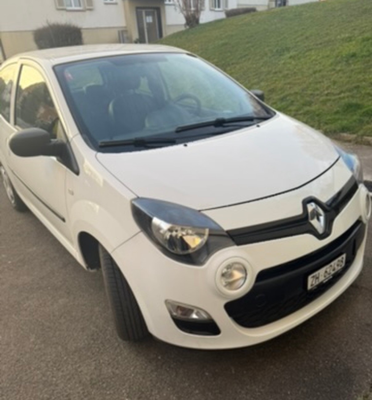 Car photo