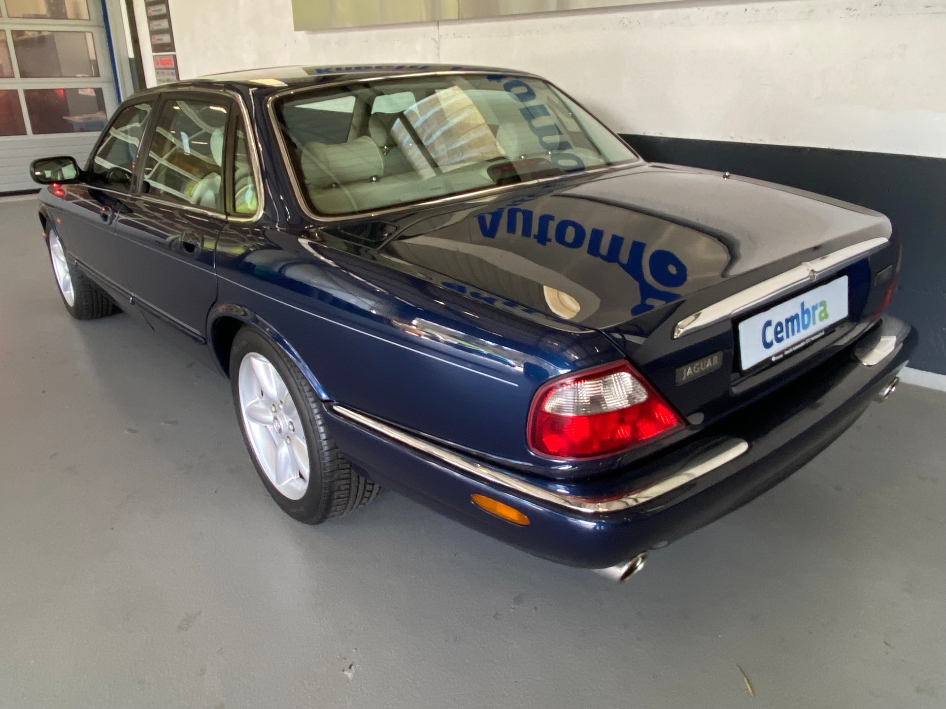 JAGUAR XJR 4.0 V8 S/C-image-5
