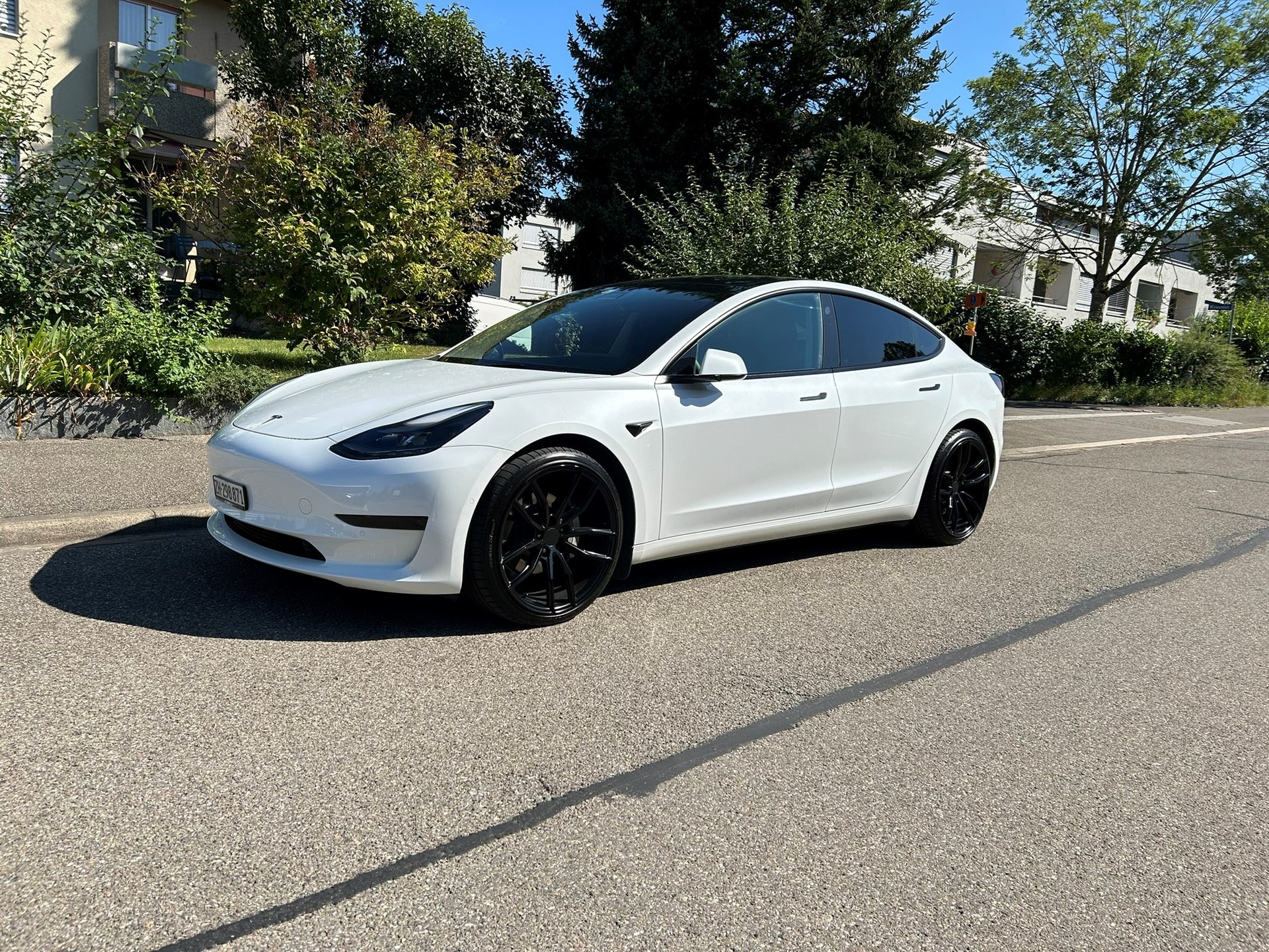 TESLA Model 3 Long Range Dual Motor AWD-image-0