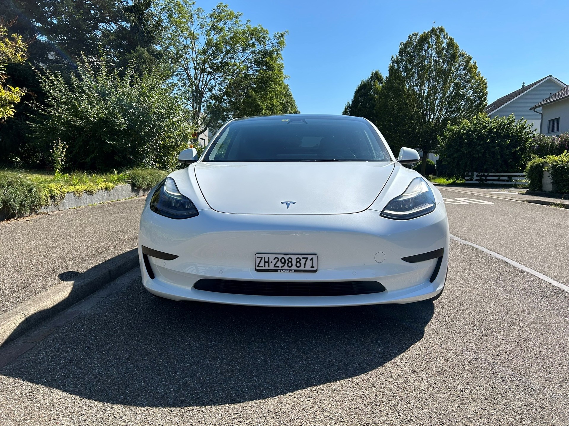 TESLA Model 3 Long Range Dual Motor AWD-image-3