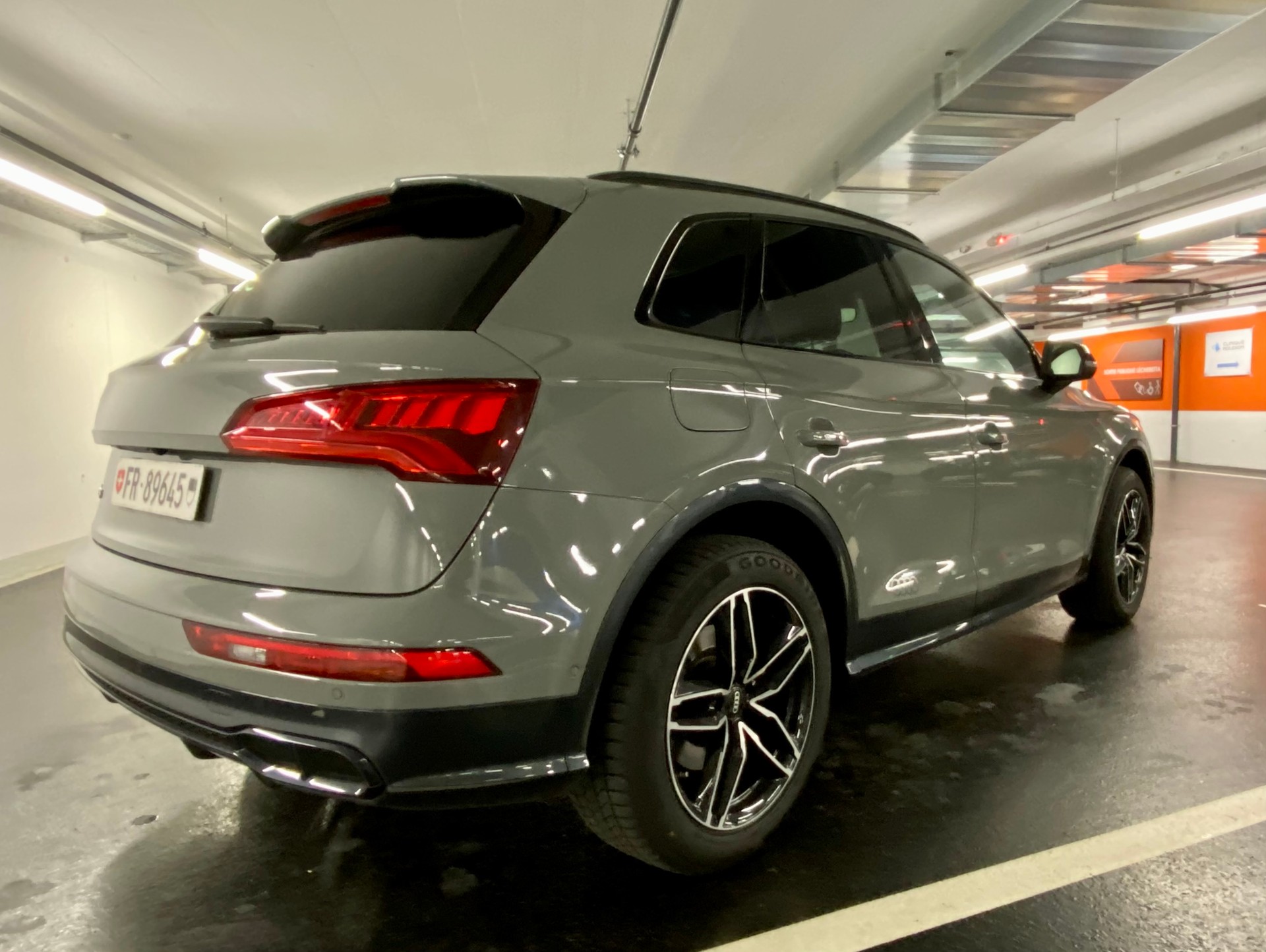 AUDI SQ5 3.0 TFSI quattro S-tronic-image-6
