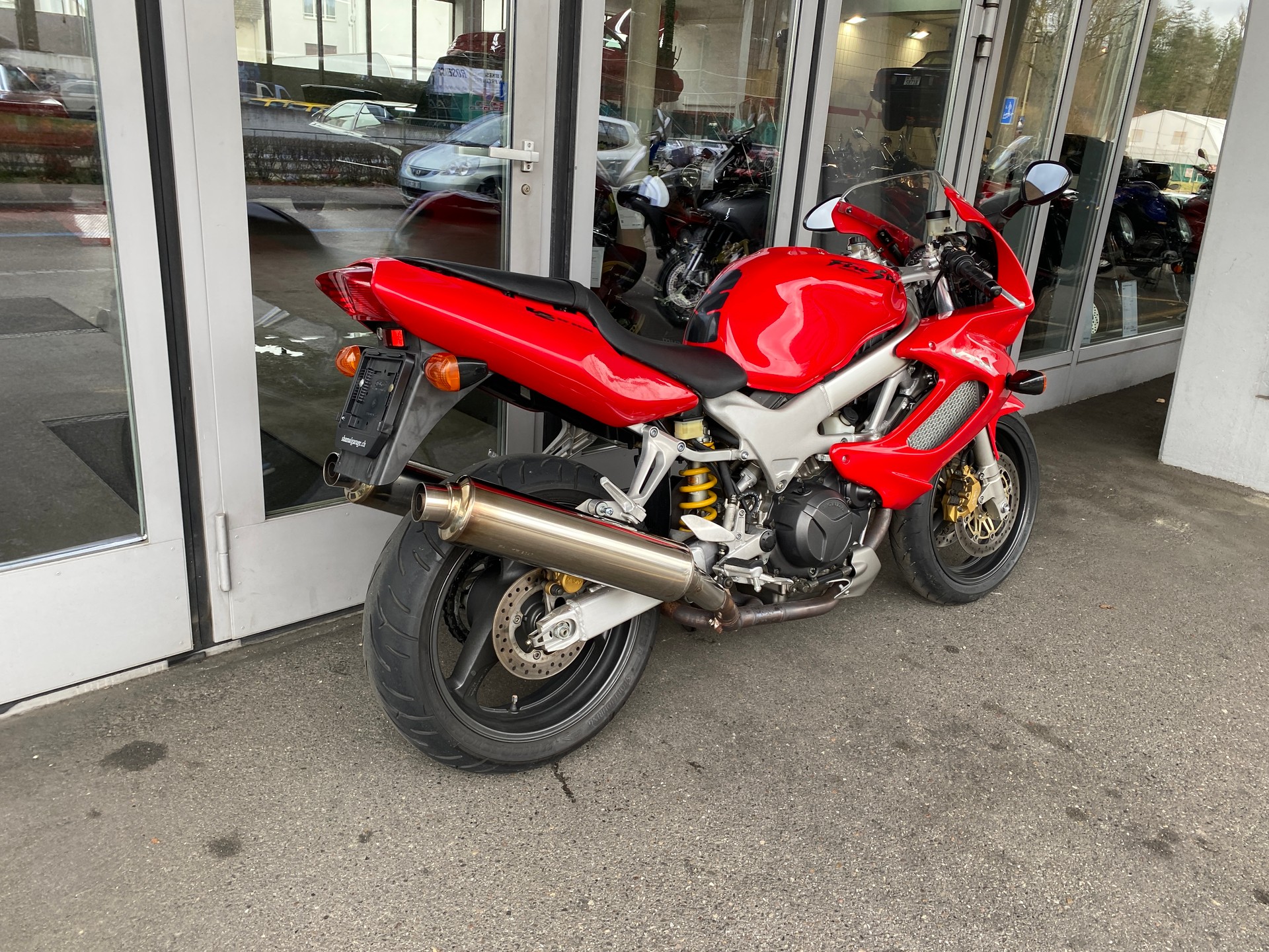 HONDA VTR 1000 F V-X Fire Storm-showroom-element-2