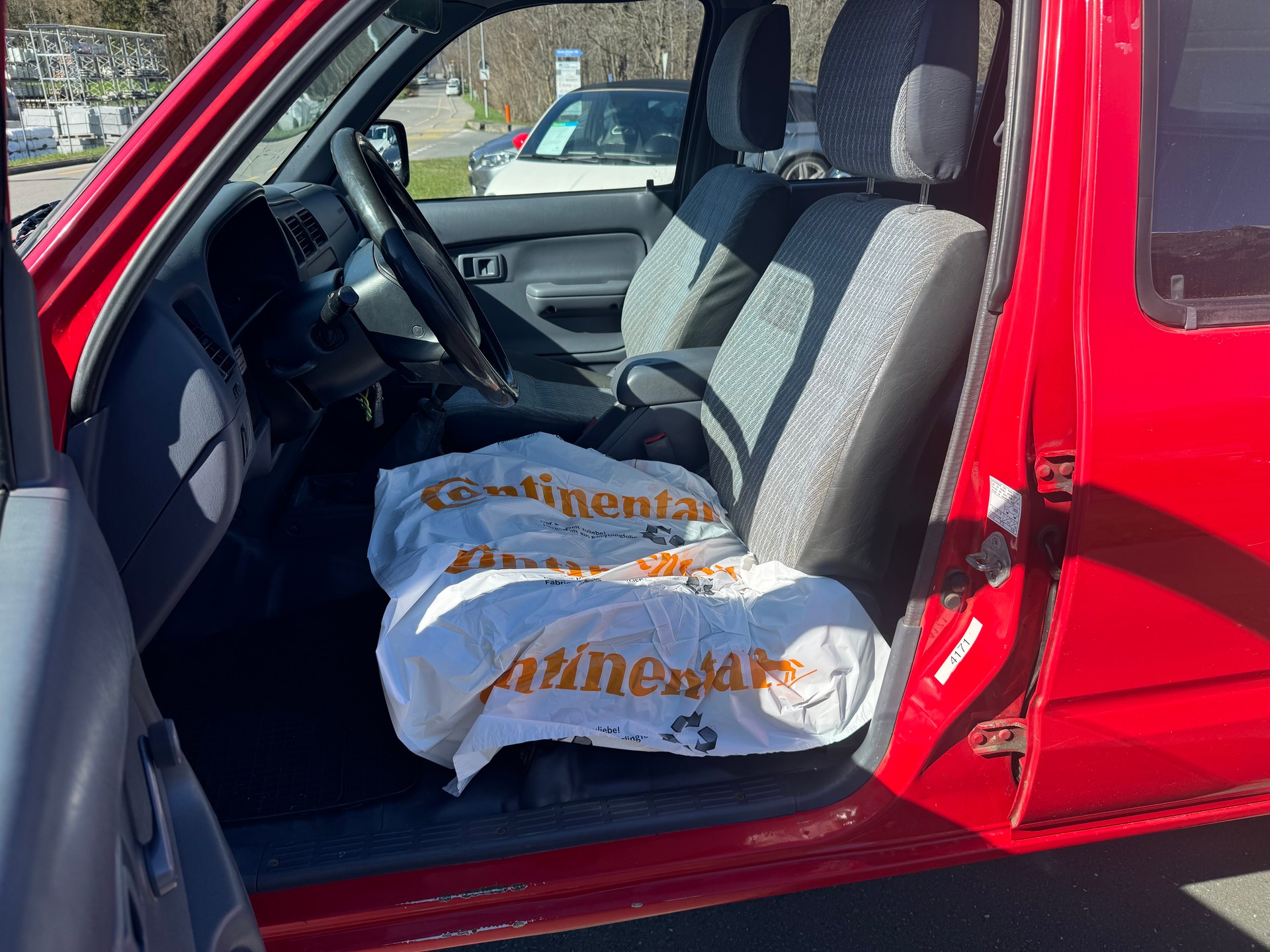 TOYOTA Hilux Double Cab SR5-image-8