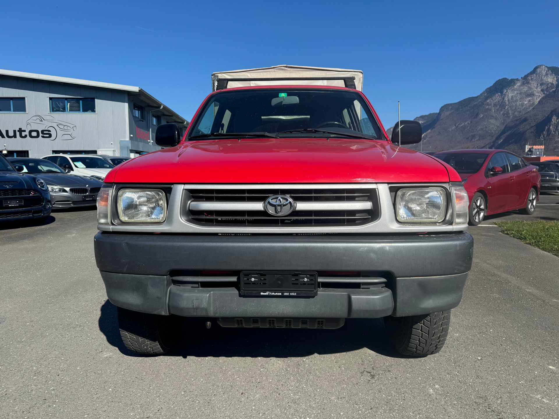 TOYOTA Hilux Double Cab SR5-image-1