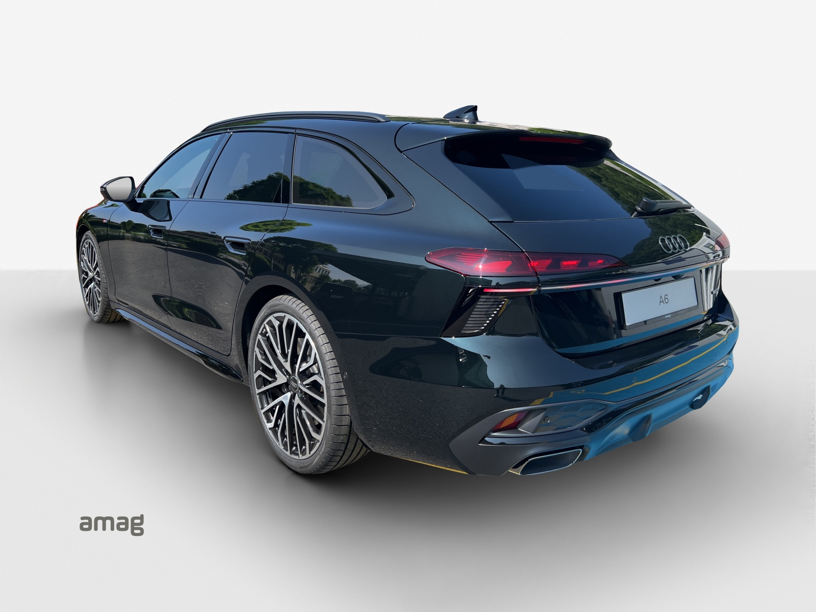 AUDI A6 Avant TFSI quattro 270 kW S tronic-image-2