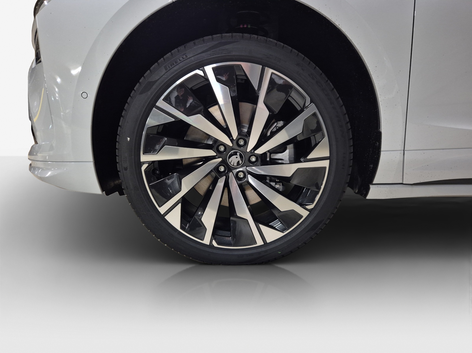 SKODA Enyaq 85x Sportline 4x4-image-14