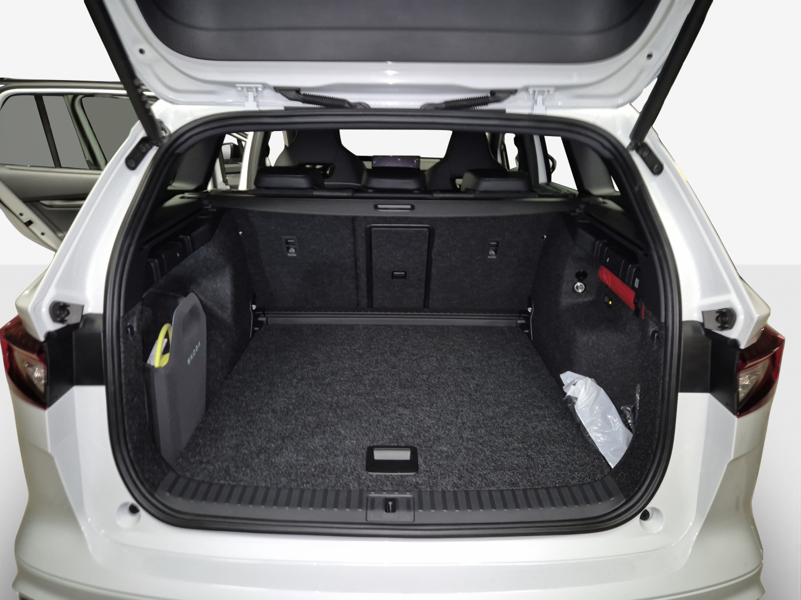 SKODA Enyaq 85x Sportline 4x4-image-12