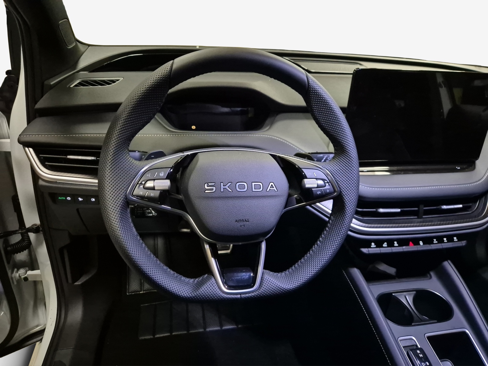 SKODA Enyaq 85x Sportline 4x4-image-9