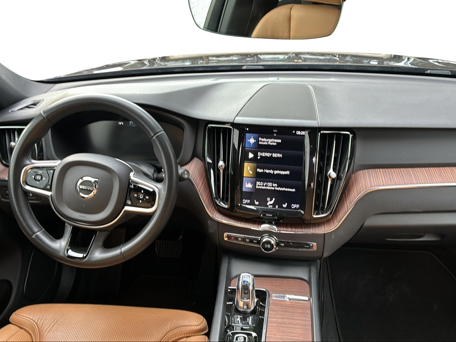 VOLVO XC60 2.0 T8 TE Inscription AWD-image-10