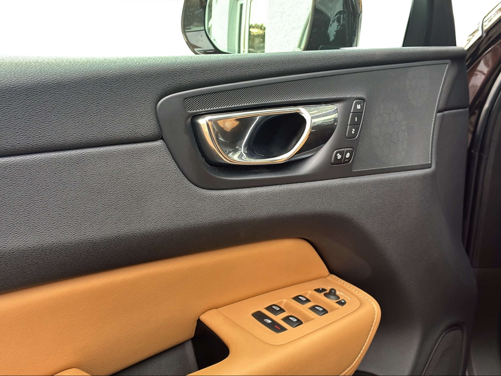 VOLVO XC60 2.0 T8 TE Inscription AWD-image-12