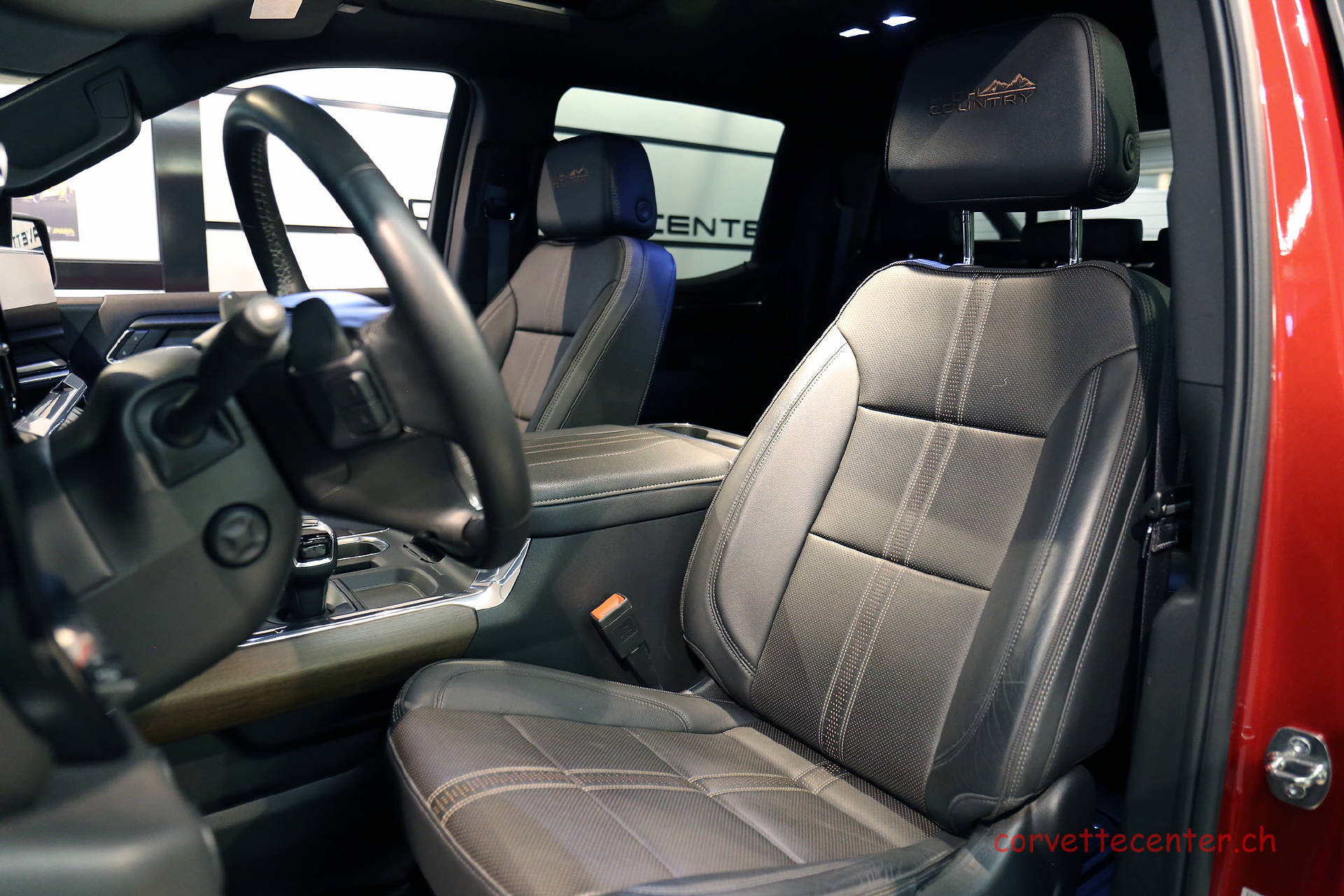 CHEVROLET Silverado 1500 High Country-image-8