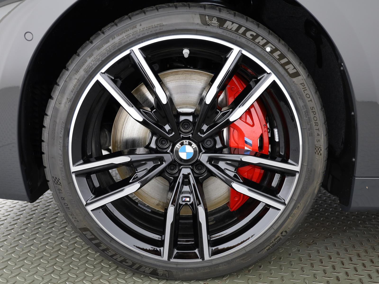 BMW M440i xDrive Coupé M Sport Pro-image-19
