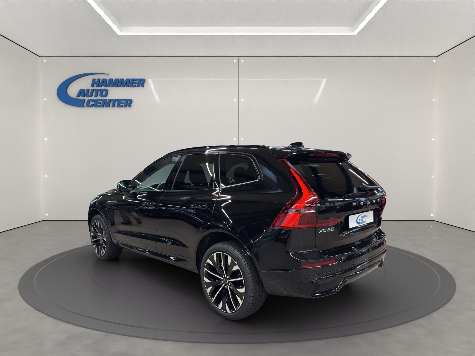 VOLVO XC60 2.0 T6 TE Ultra Dark eAWD-image-3