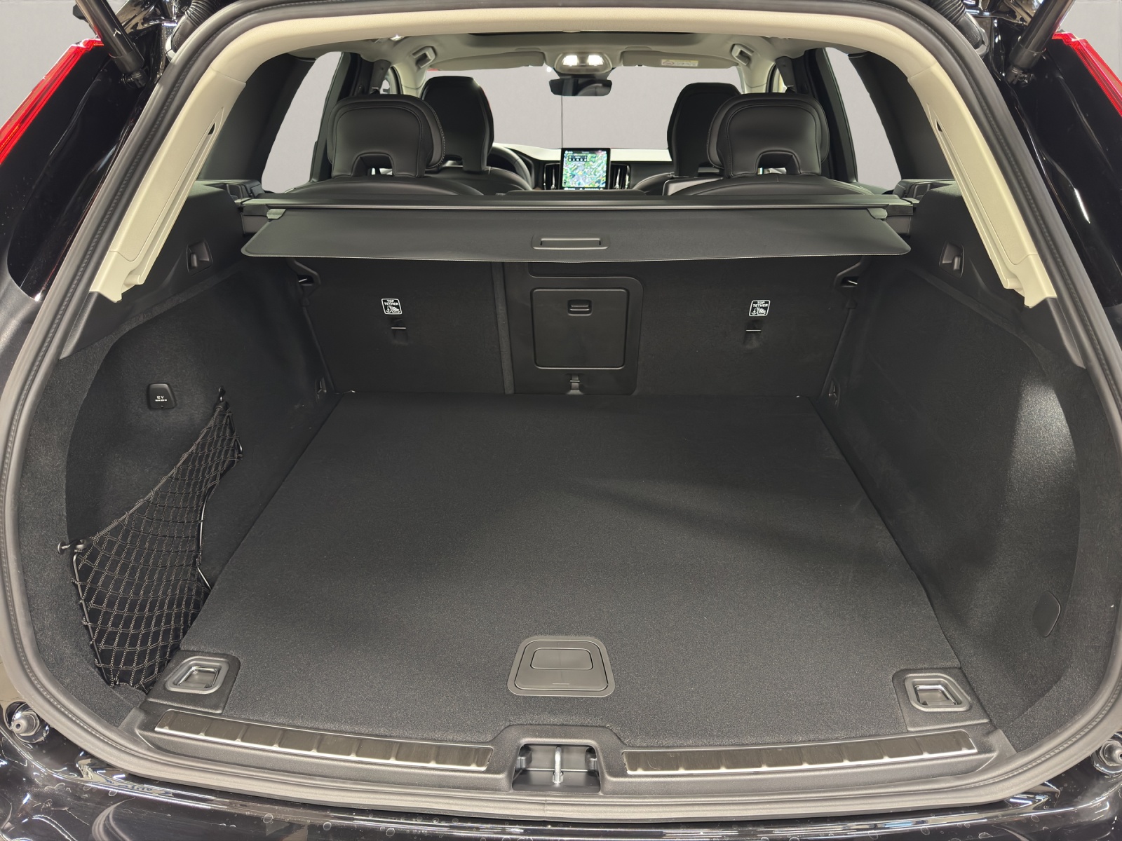 VOLVO XC60 2.0 T6 TE Ultra Dark eAWD-image-11