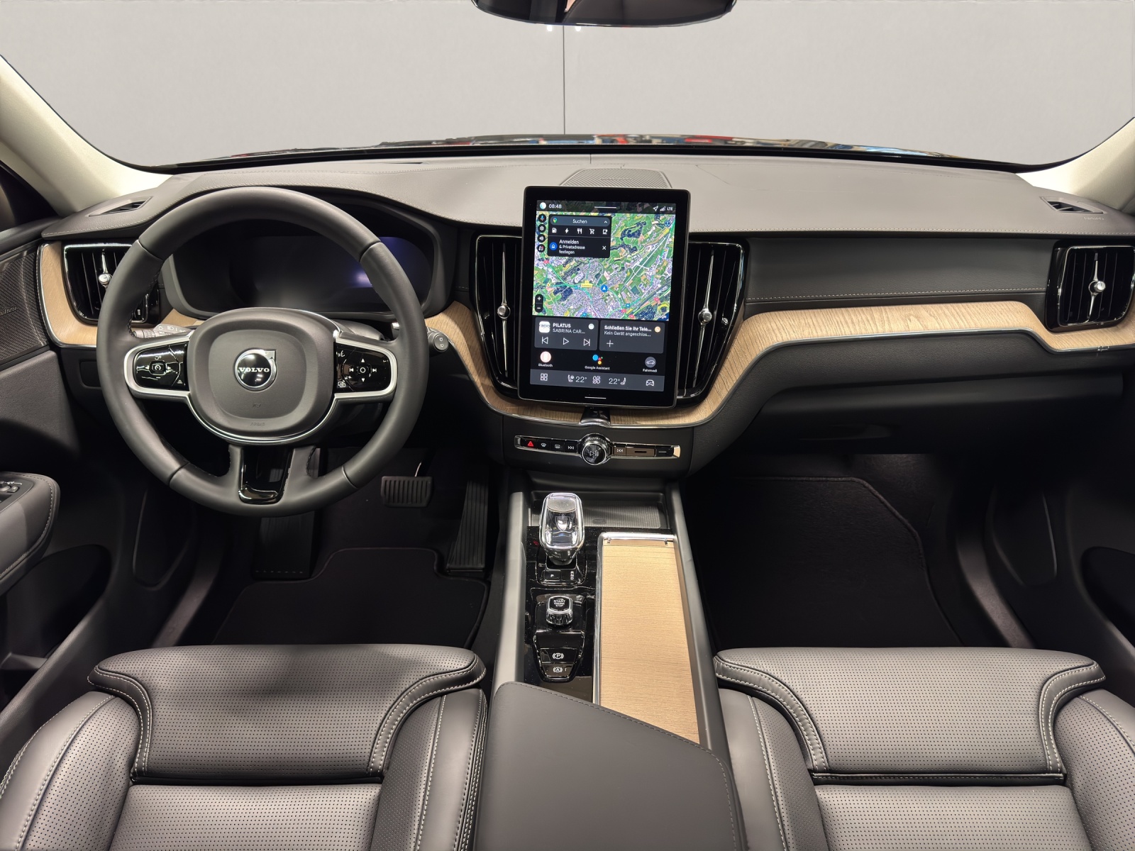 VOLVO XC60 2.0 T6 TE Ultra Dark eAWD-image-14