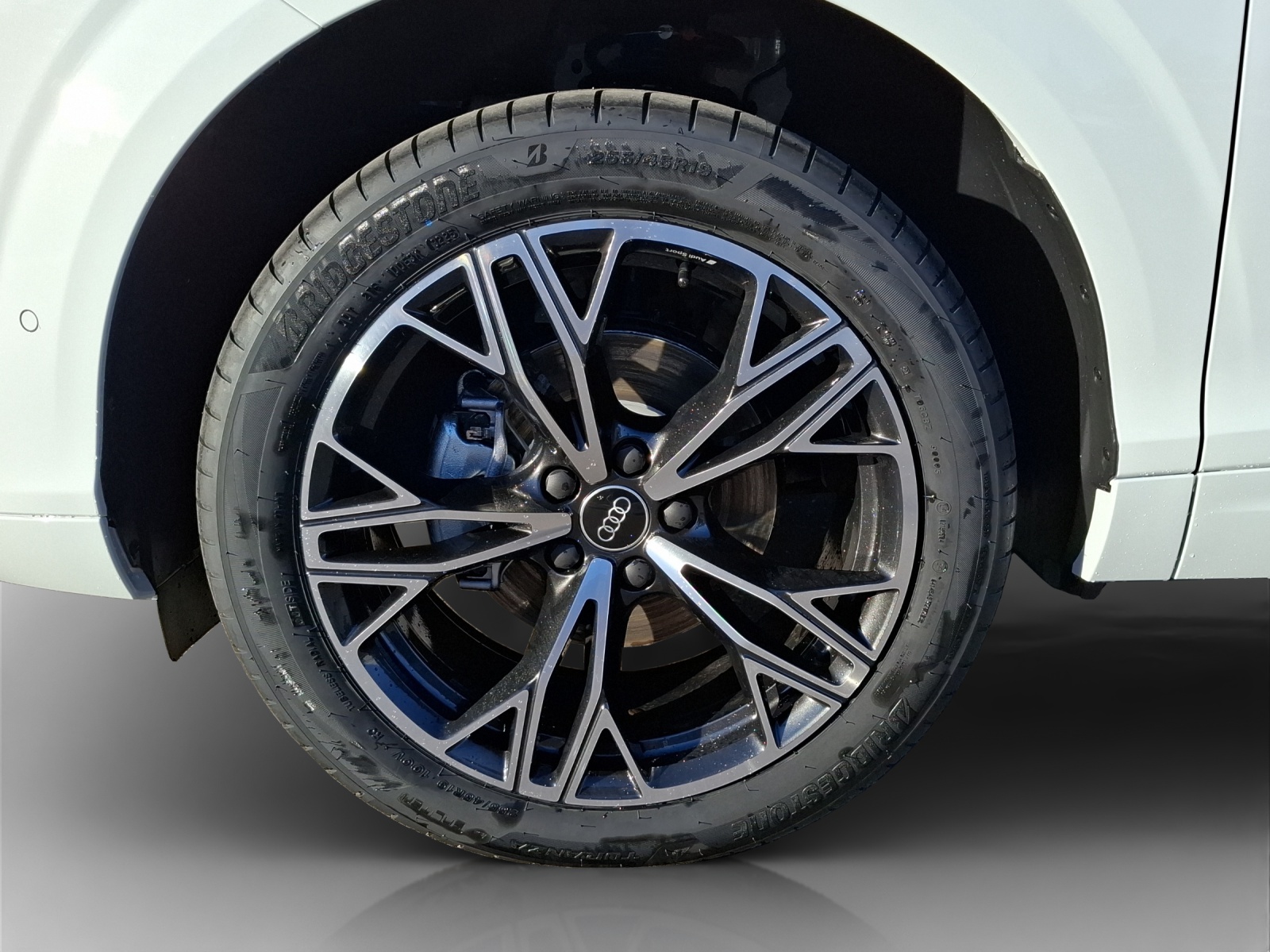 AUDI Q3 SUV 110 kW TFSI S tronic-image-13