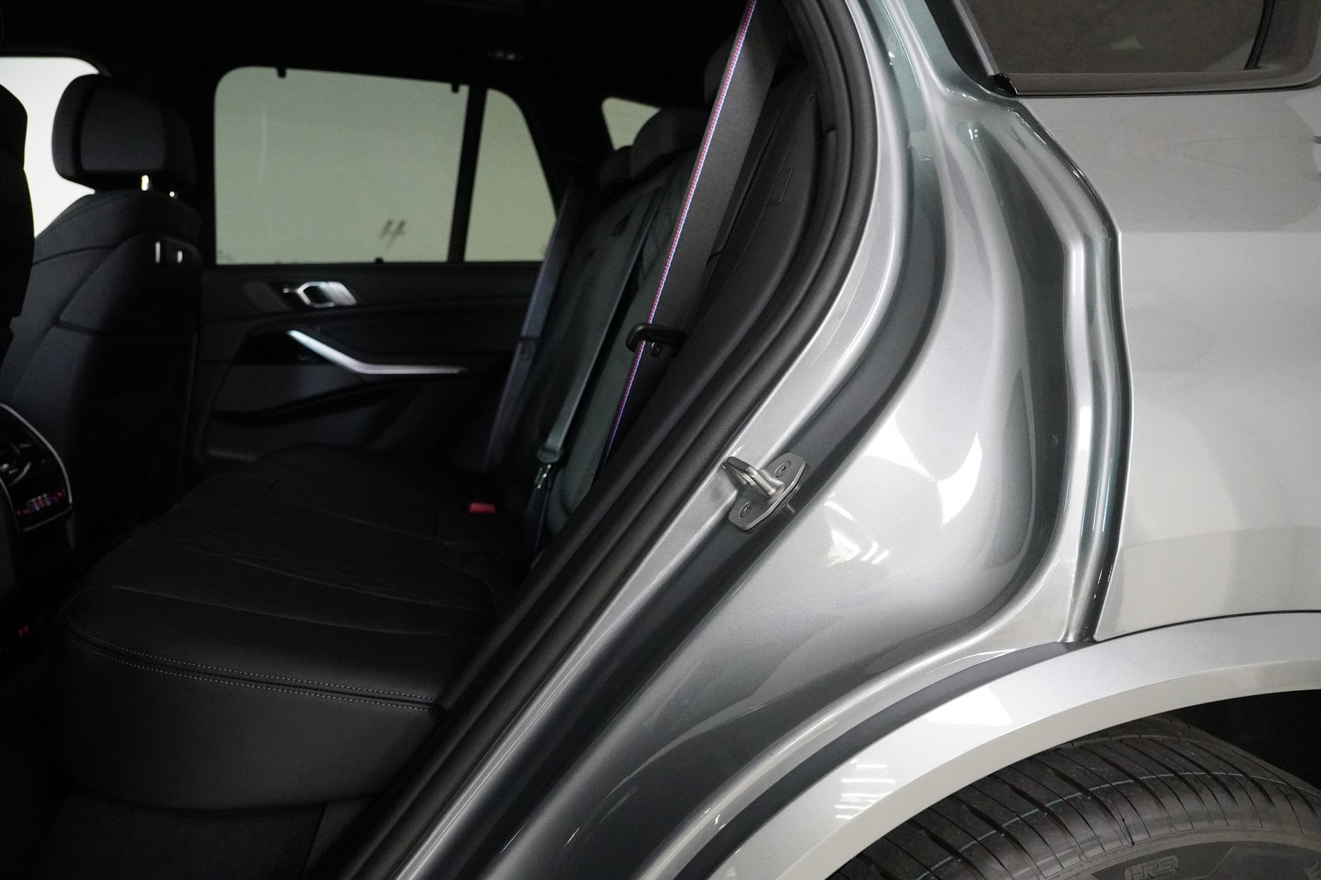 BMW X5 xDrive 48V 40d M Sport Pro Steptronic-image-12