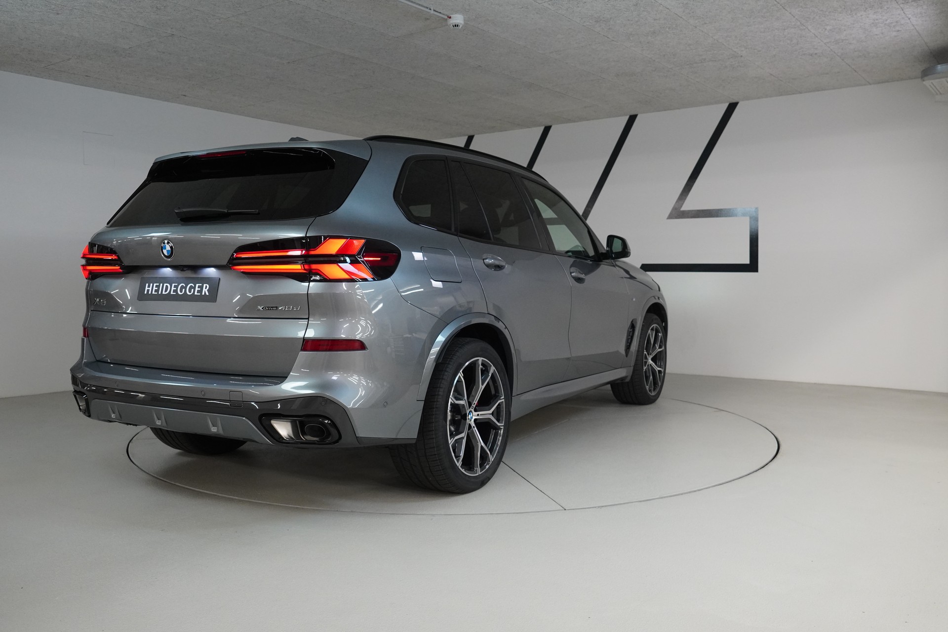 BMW X5 xDrive 48V 40d M Sport Pro Steptronic-image-6
