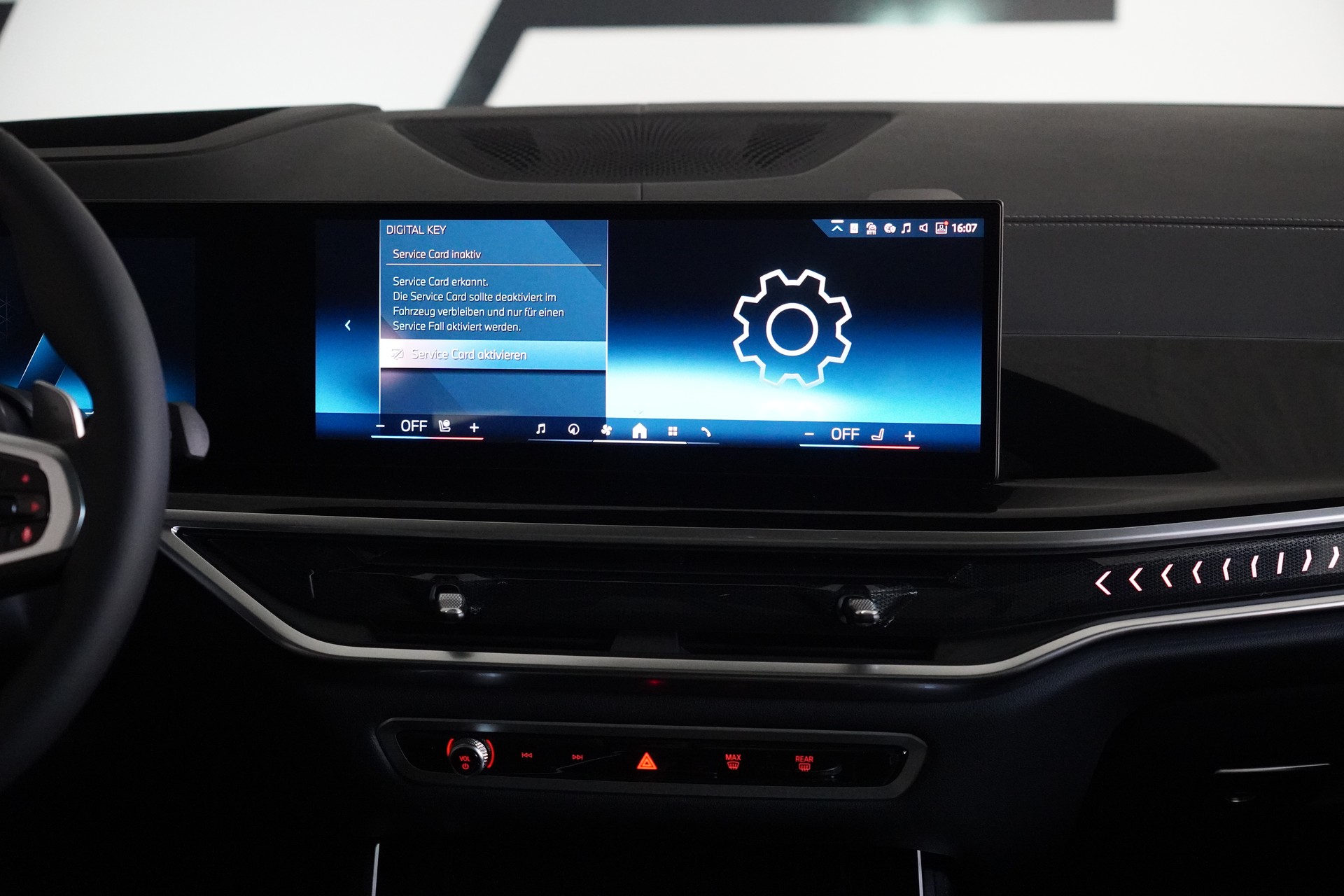 BMW X5 xDrive 48V 40d M Sport Pro Steptronic-image-18