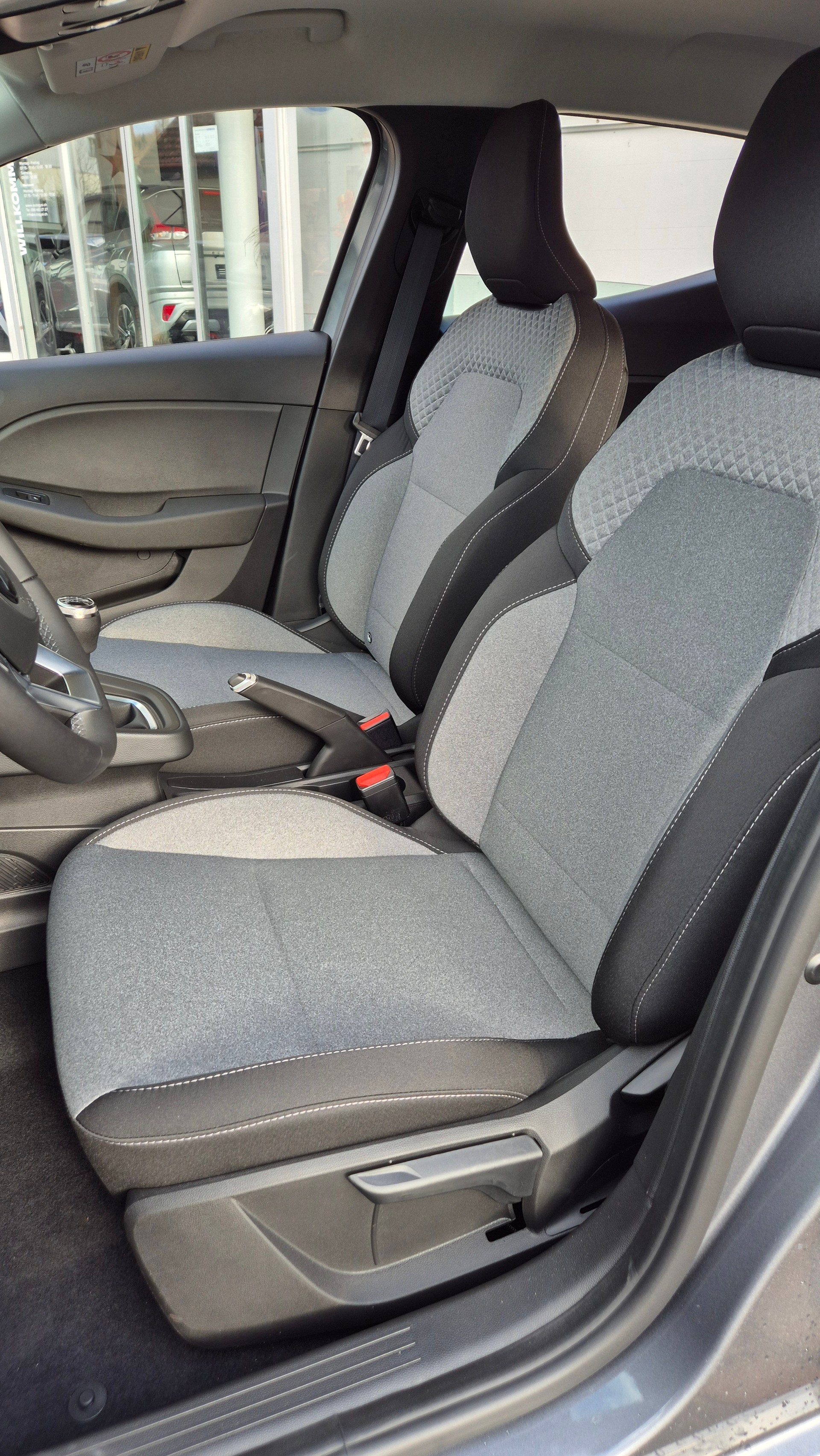 MITSUBISHI COLT 1.0 Helvetia (513)-image-4
