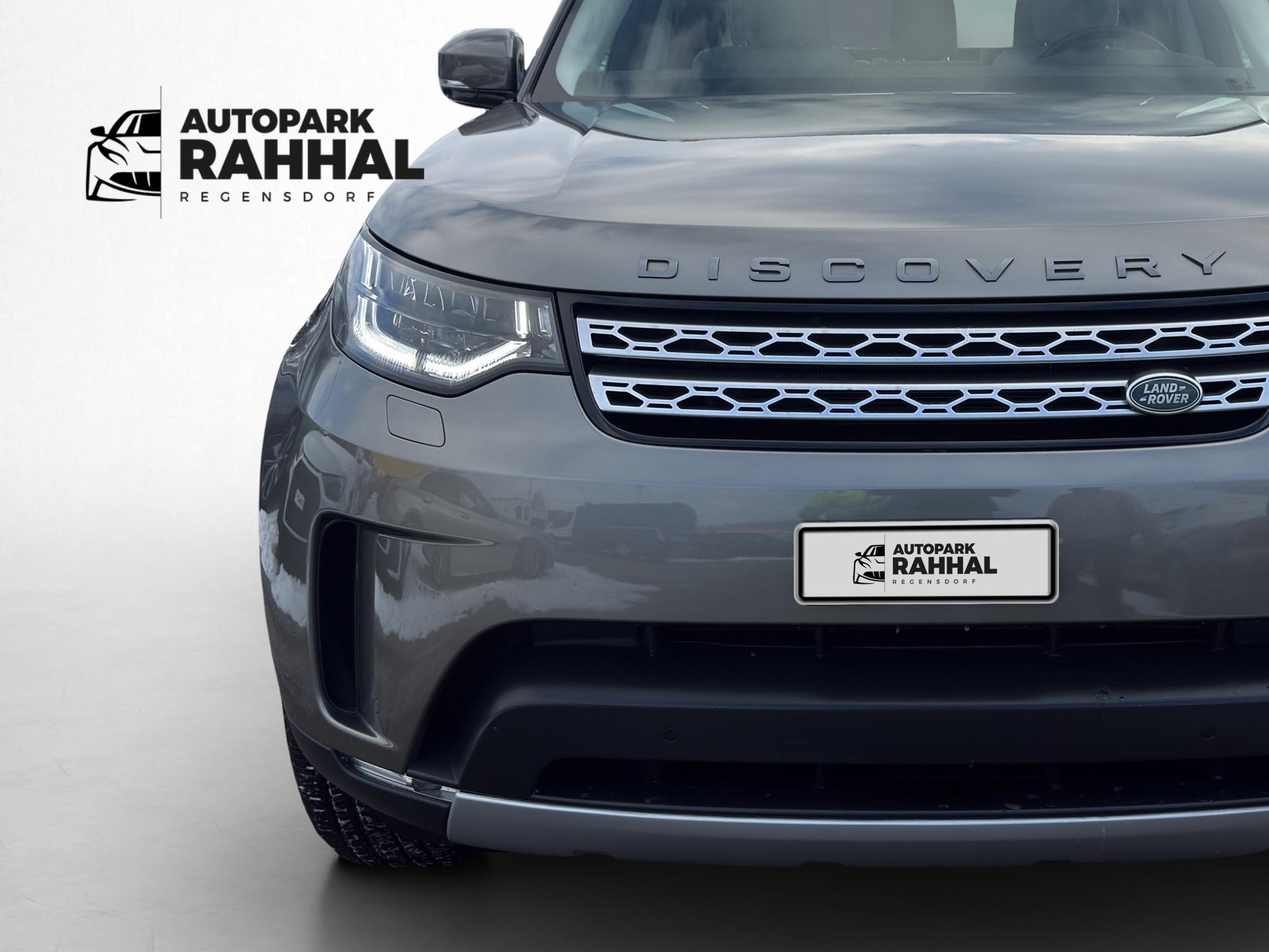 LAND ROVER Discovery 2.0 SD4 HSE-image-12