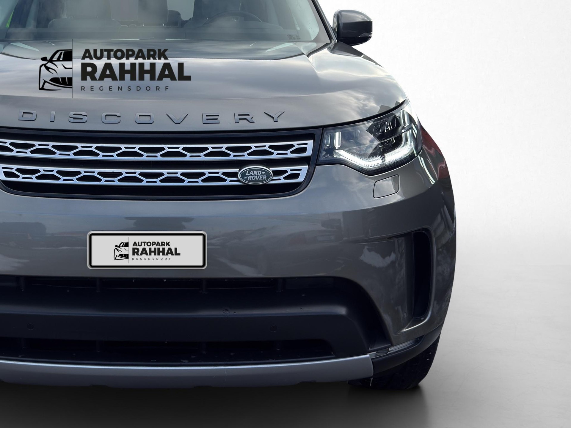 LAND ROVER Discovery 2.0 SD4 HSE-image-13