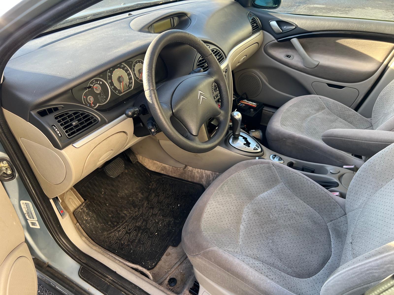 CITROEN C5 Berline 2.0i Exclusive-image-4