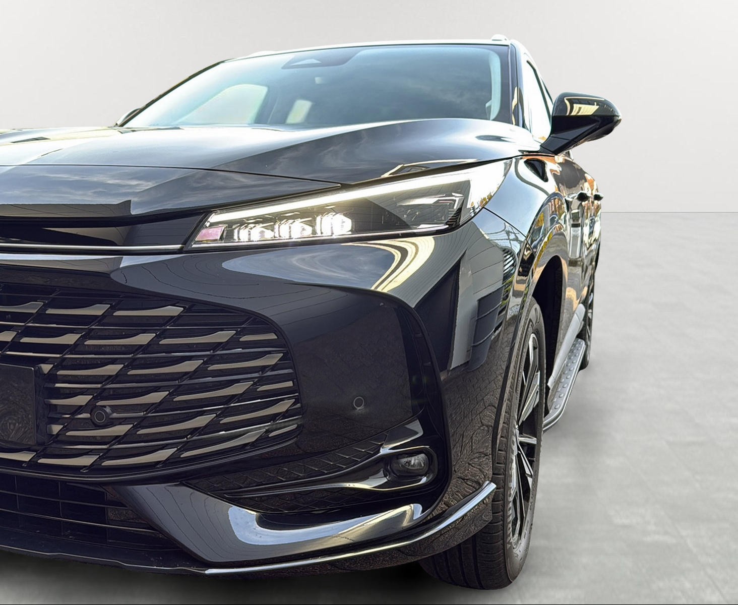 MG HS 1.5 T PHEV Luxury-image-2