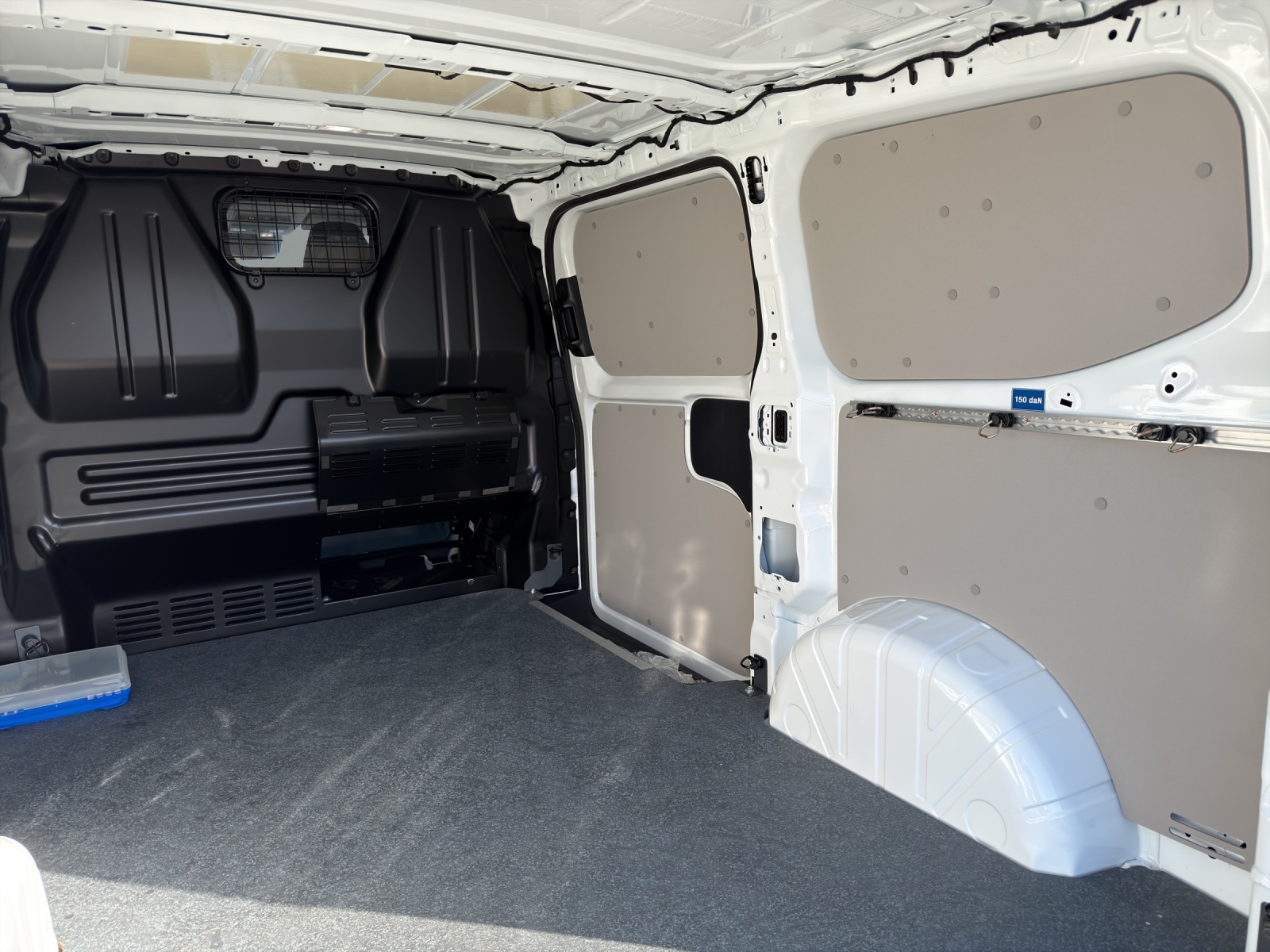 VW e-Transporter 70 kWh-image-13