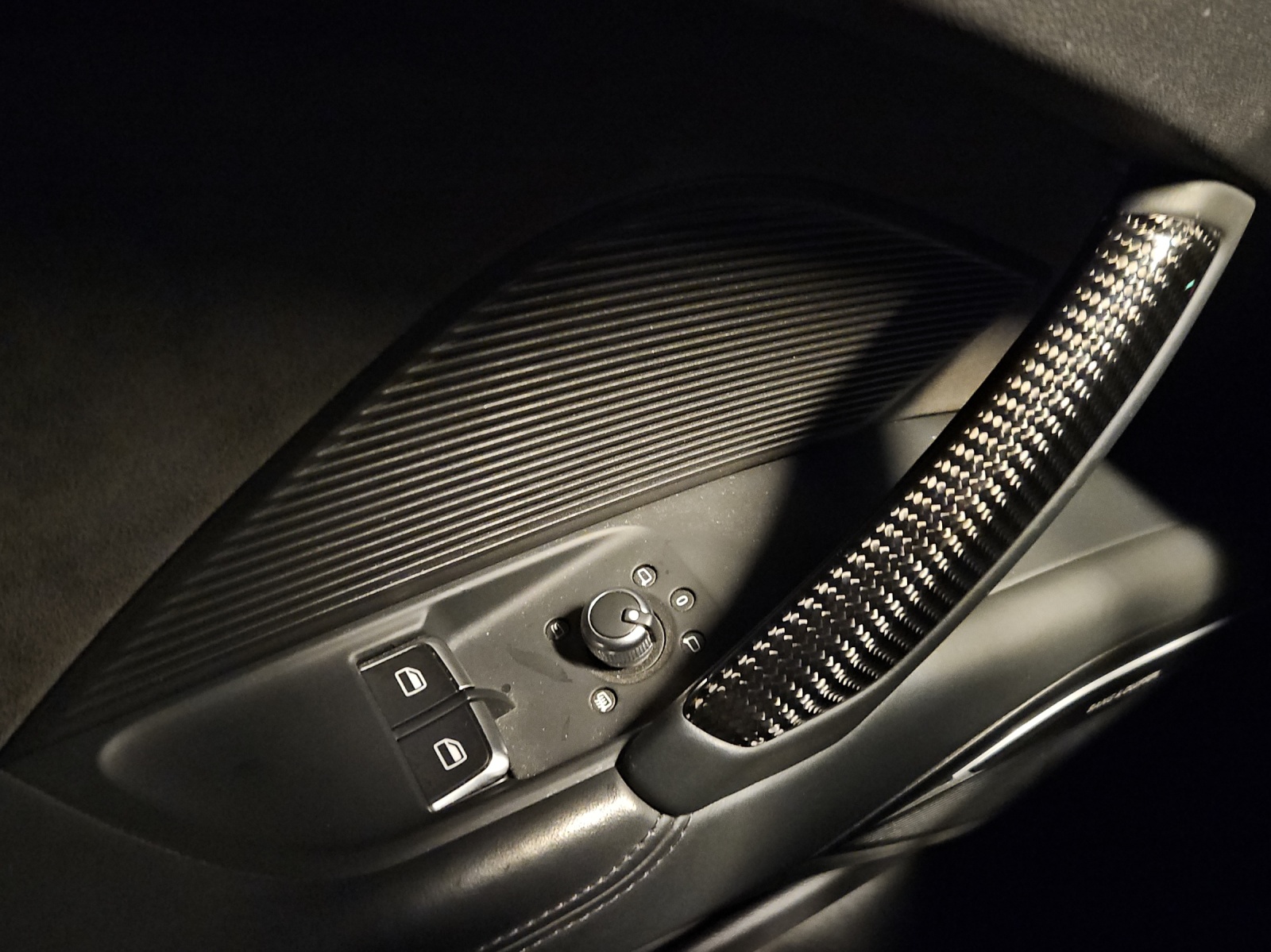 AUDI TT Roadster TTRS S-tronic-image-21