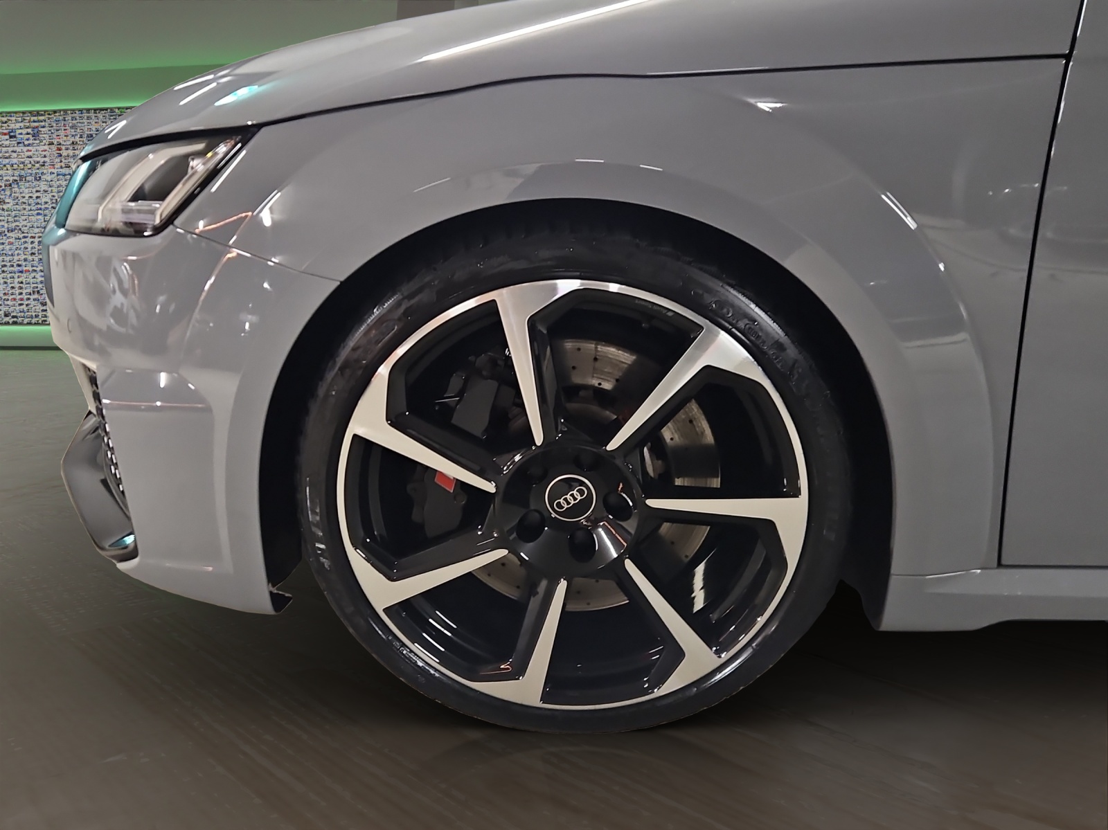 AUDI TT Roadster TTRS S-tronic-image-5