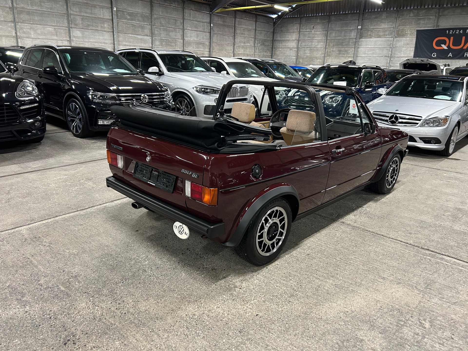 VW Golf Cabriolet 1600 GL-image-12