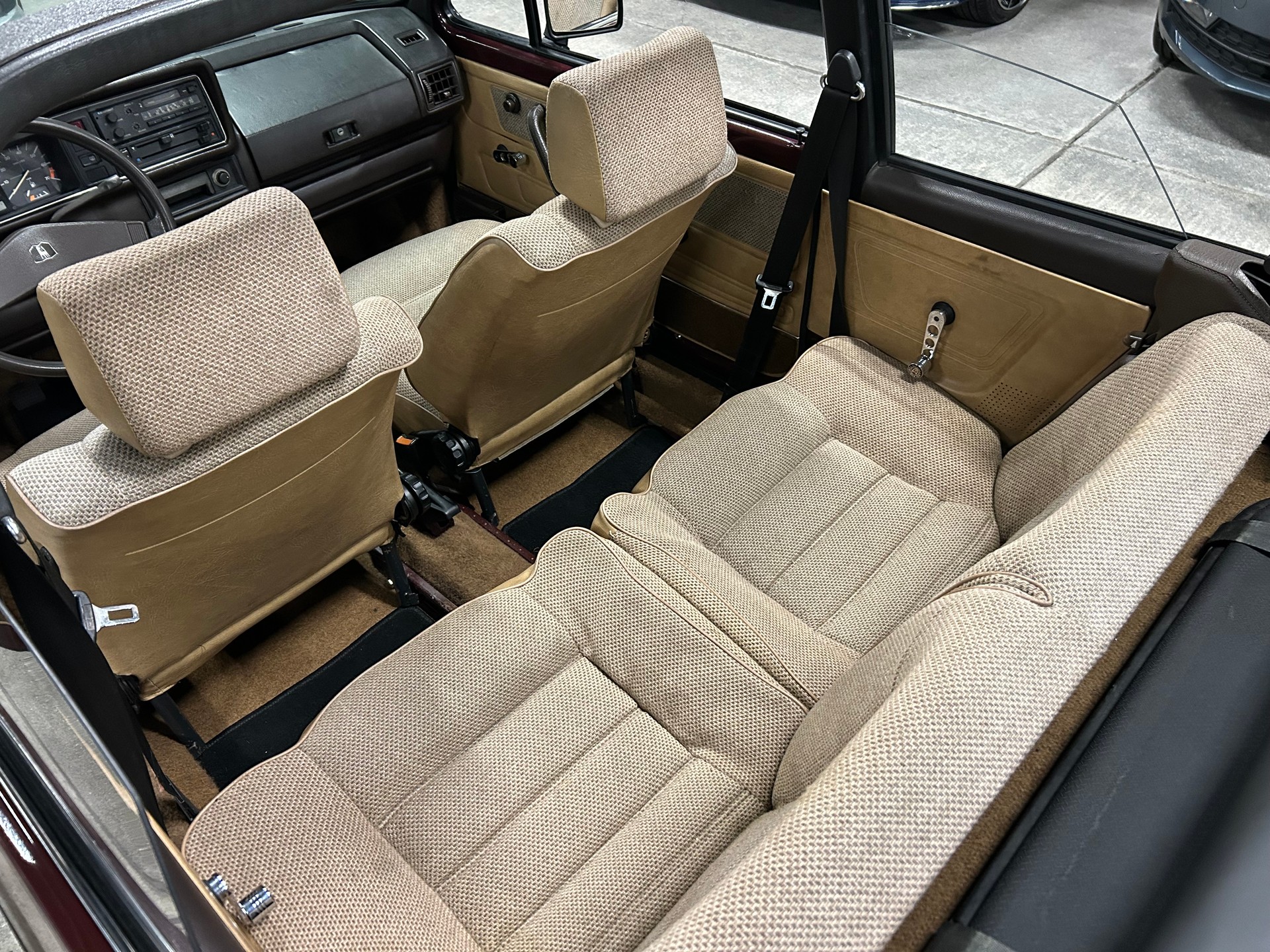 VW Golf Cabriolet 1600 GL-image-15