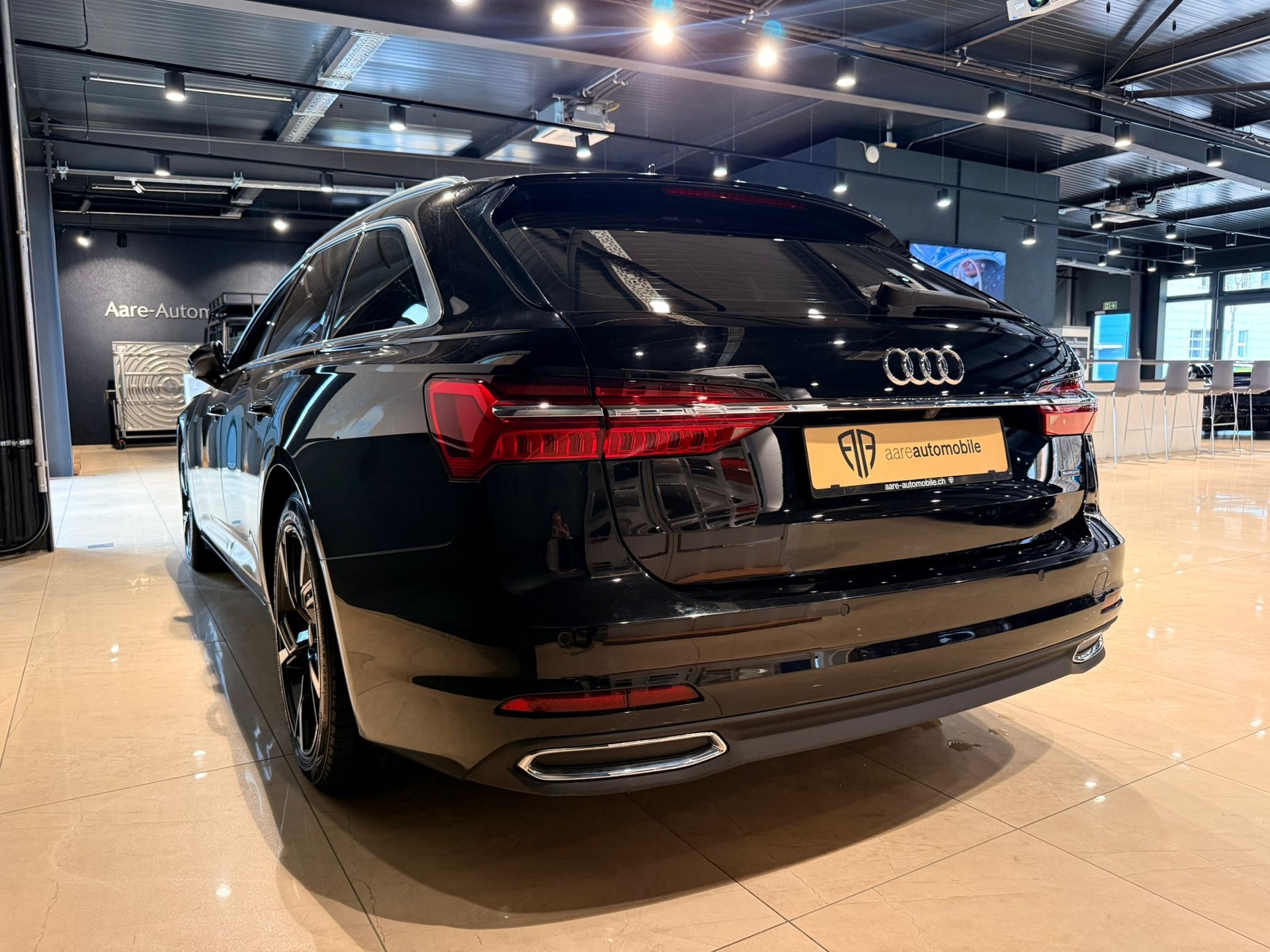 AUDI A6 Avant 45 TDI quattro tiptronic-image-9