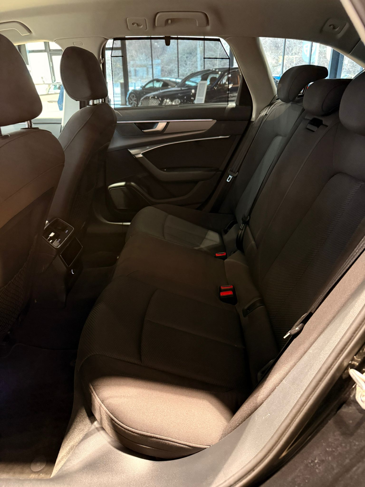 AUDI A6 Avant 45 TDI quattro tiptronic-image-19
