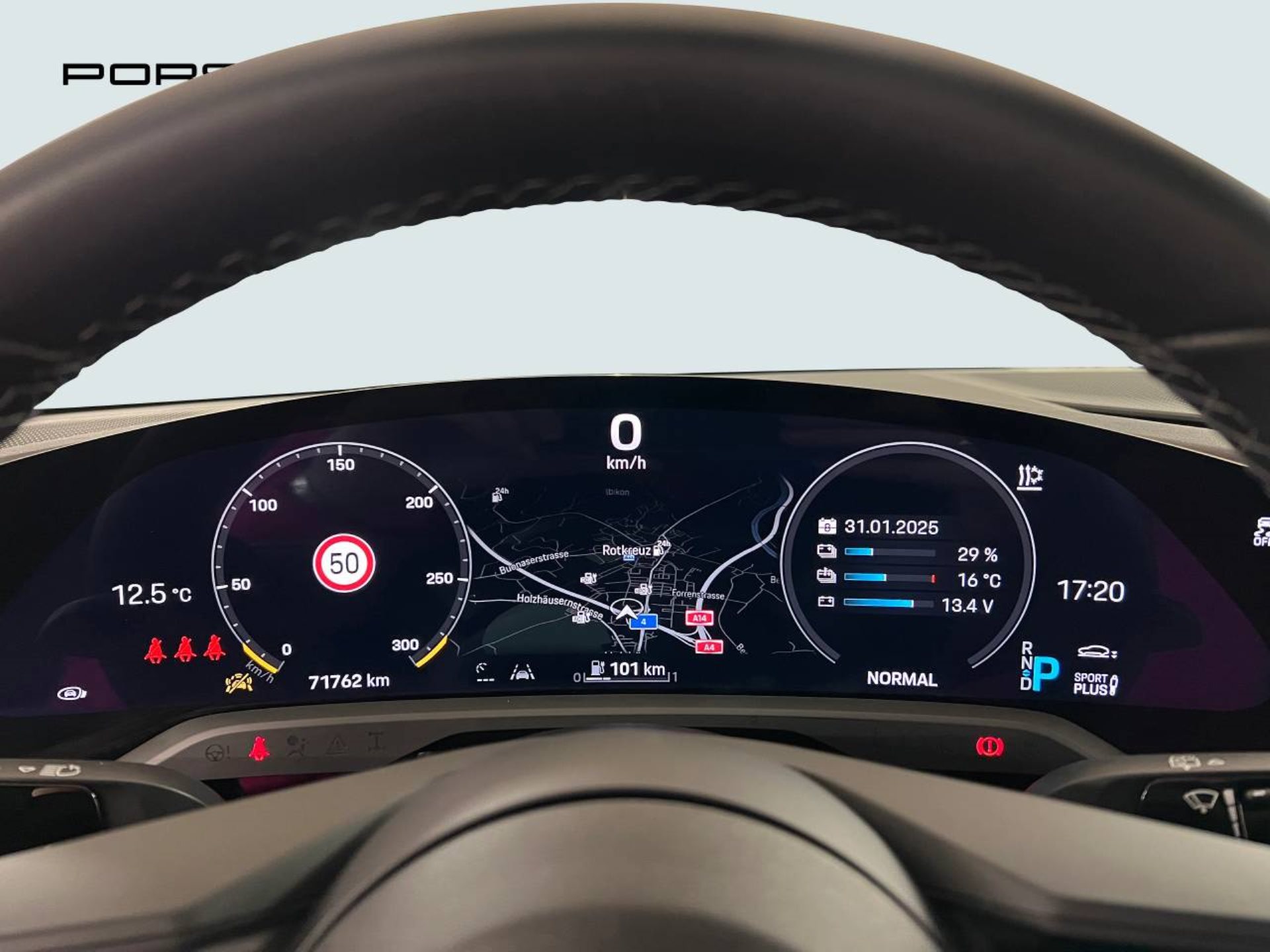 PORSCHE Taycan 4 Cross Turismo-image-25